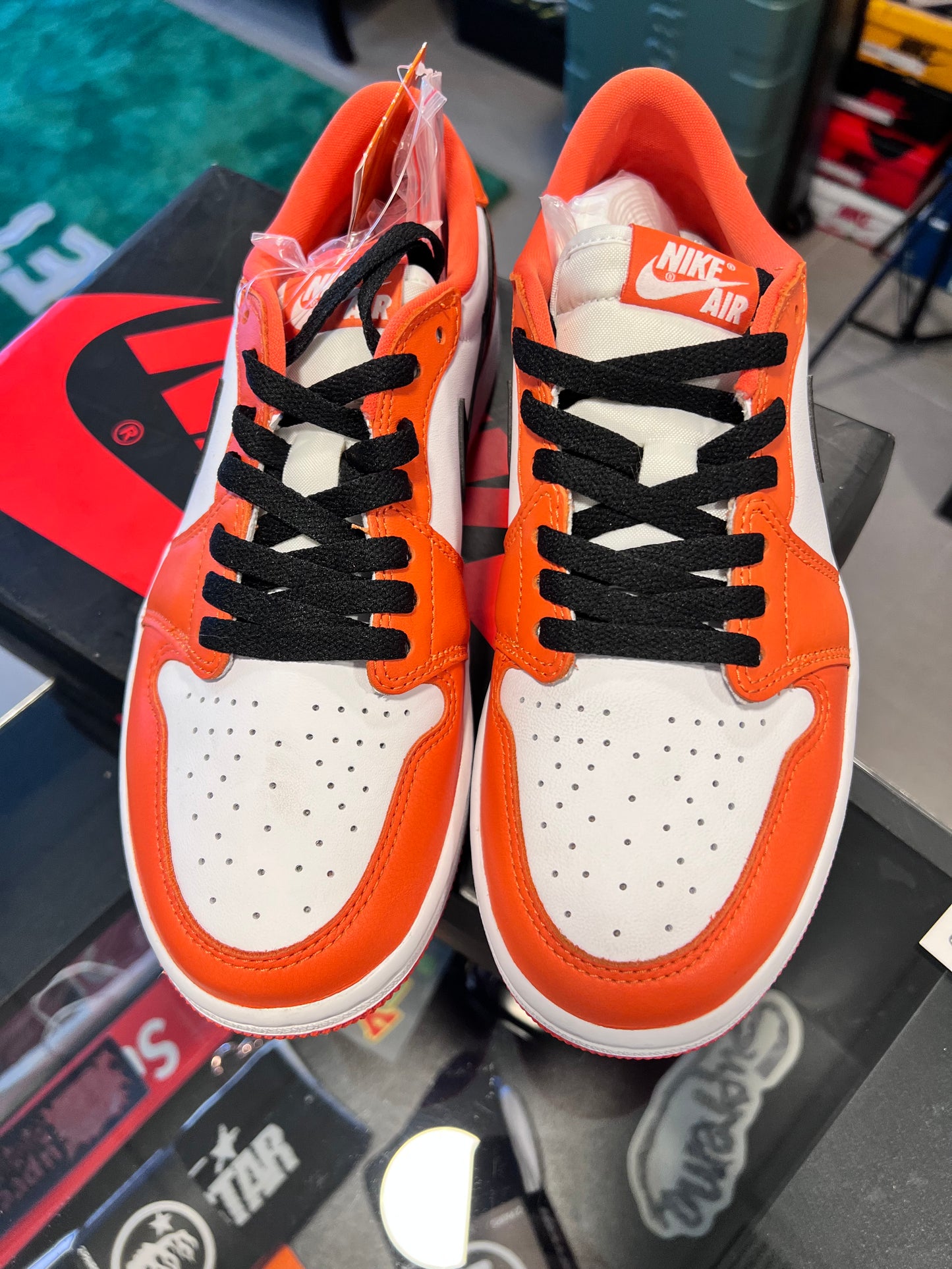 Jordan 1 Low OG
Starfish (Women's)