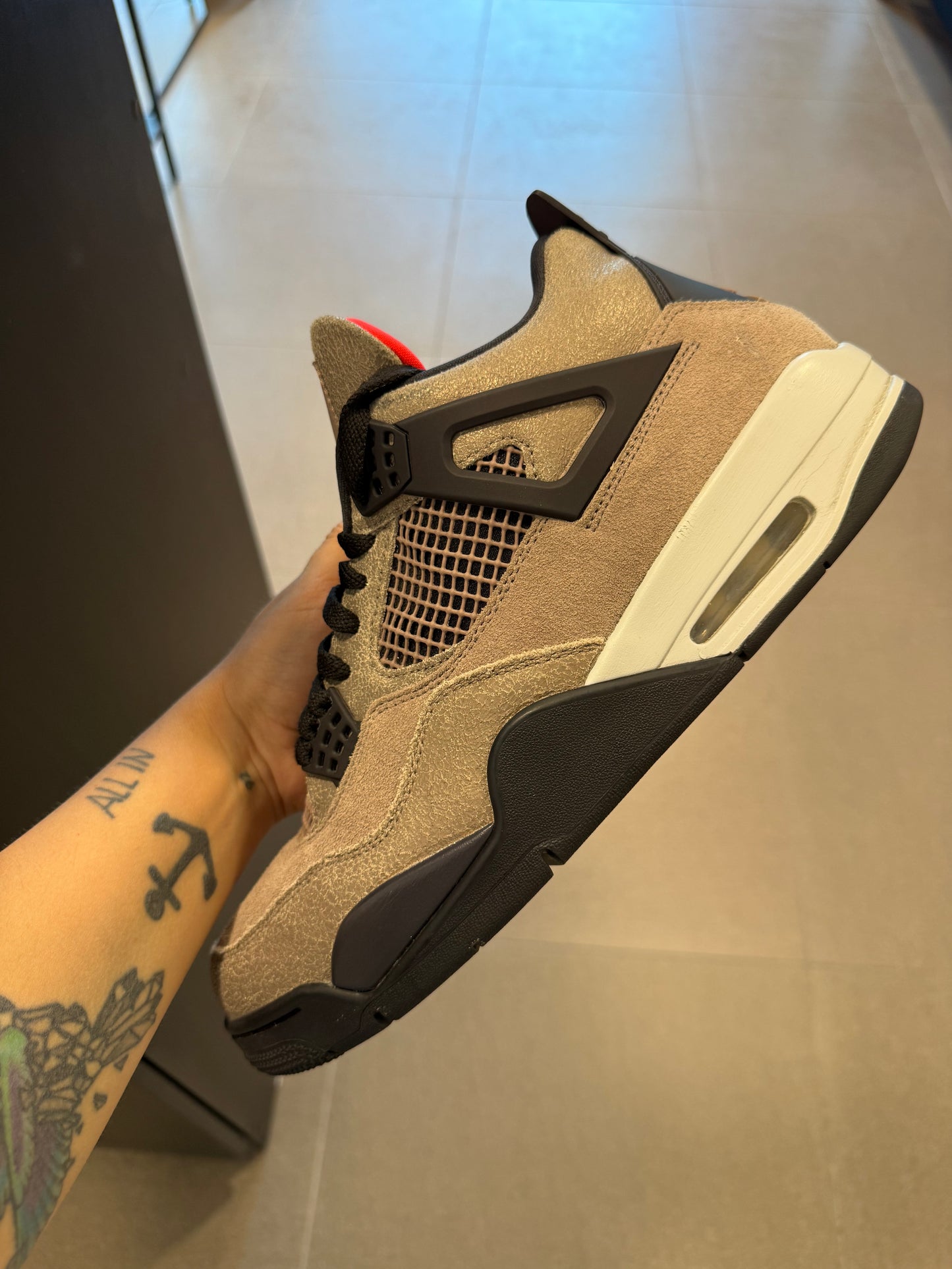 Jordan 4 Retro Taupe Haze