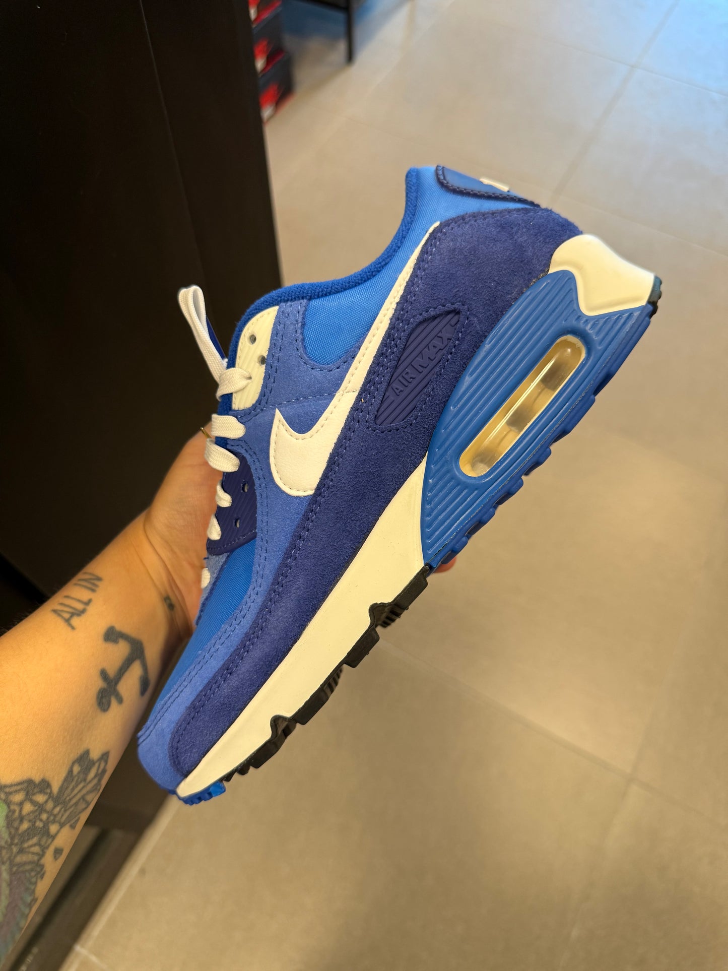 Air Max 90 SE First Use Signal Blue