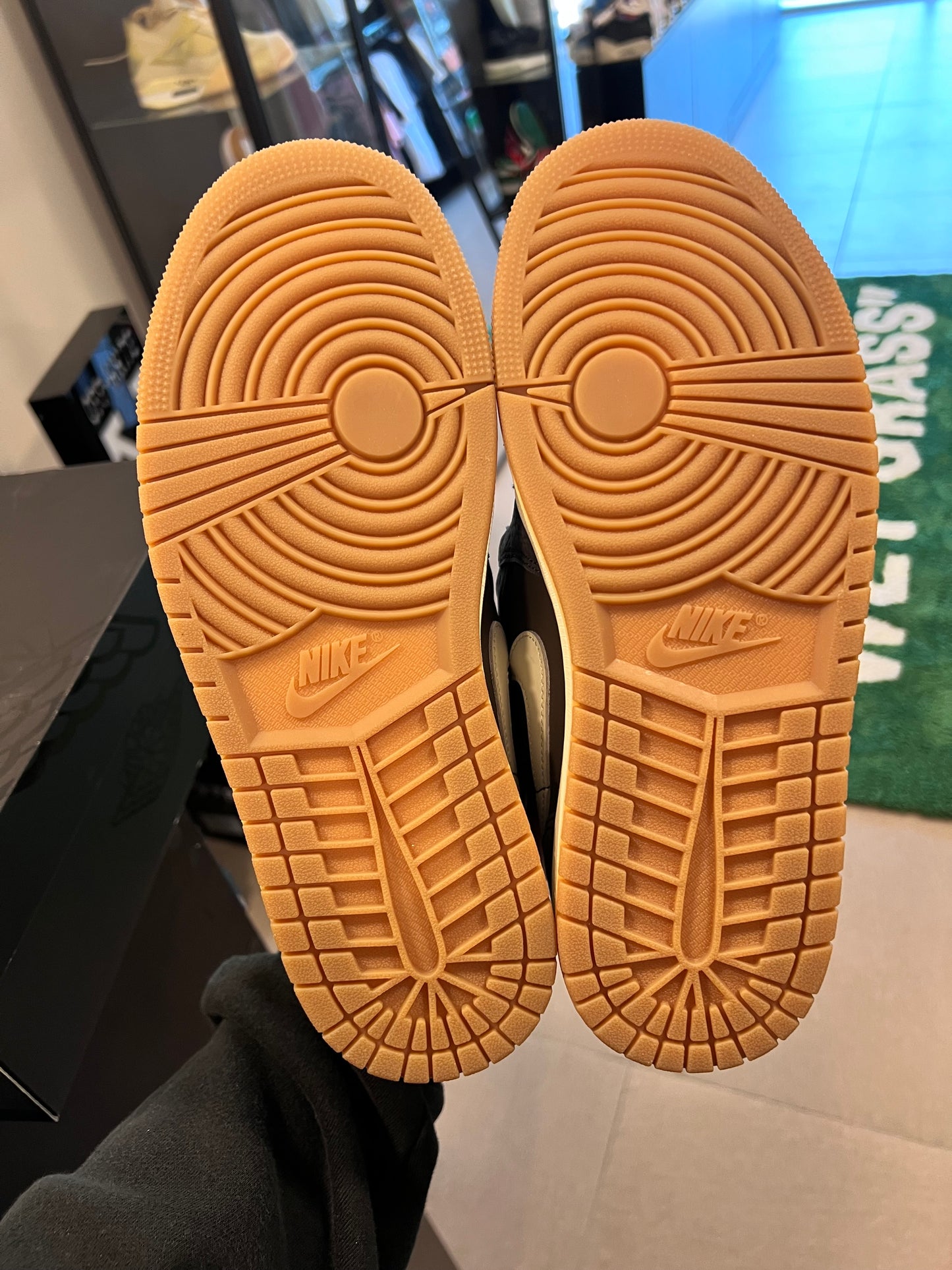 Jordan 1 Low
SNKRS Day Korea Magpie (2023)
