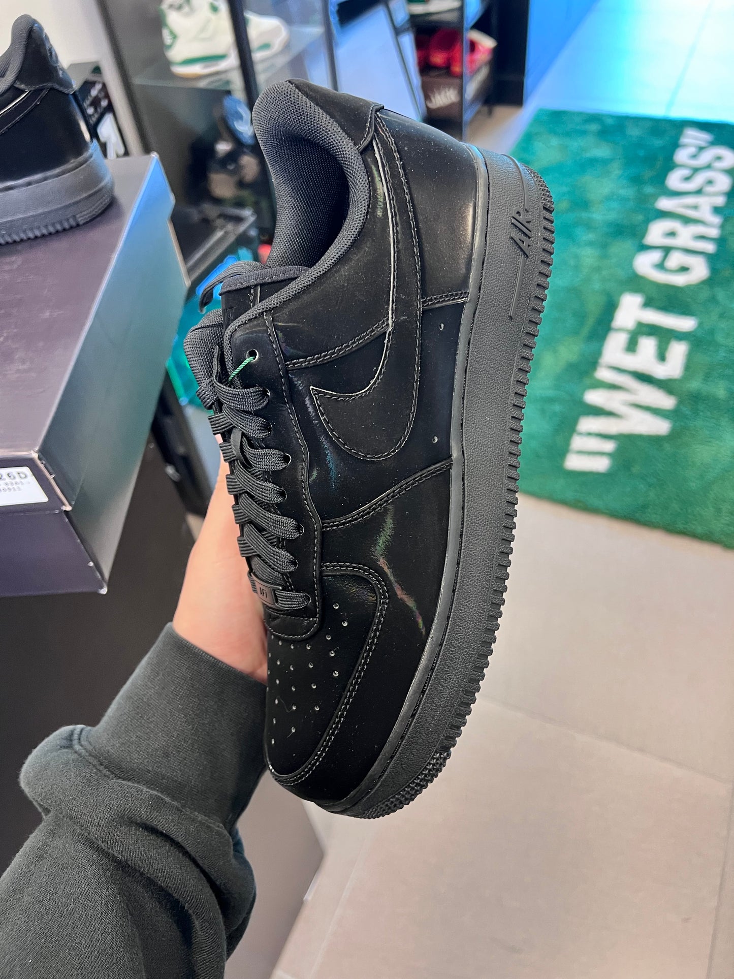 Nike Air Force 1 Low LX
Vanta Black