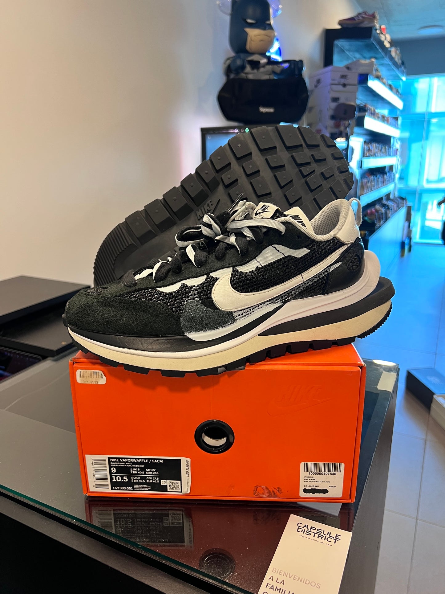 Nike Vaporwaffle
sacai Black White