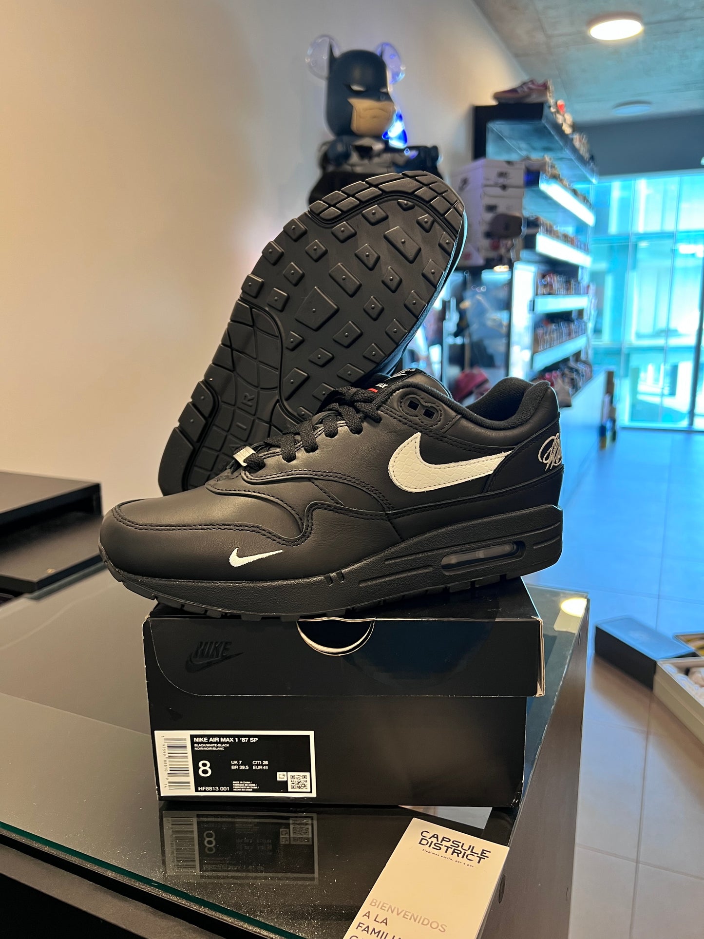 Nike Air Max 1 '87 SP
Supreme Black White
