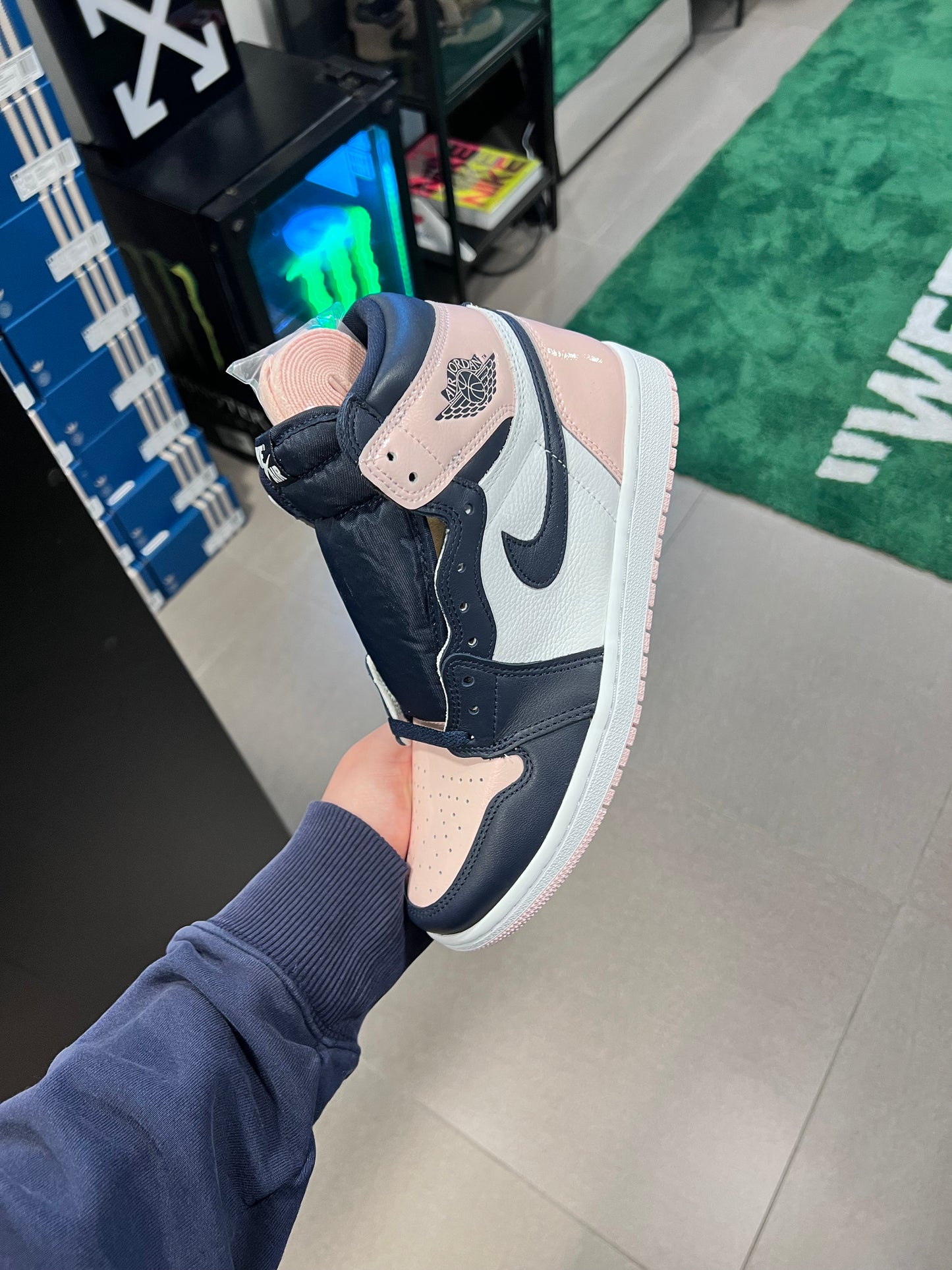 Jordan 1 Retro High OG
Atmosphere (Women's)