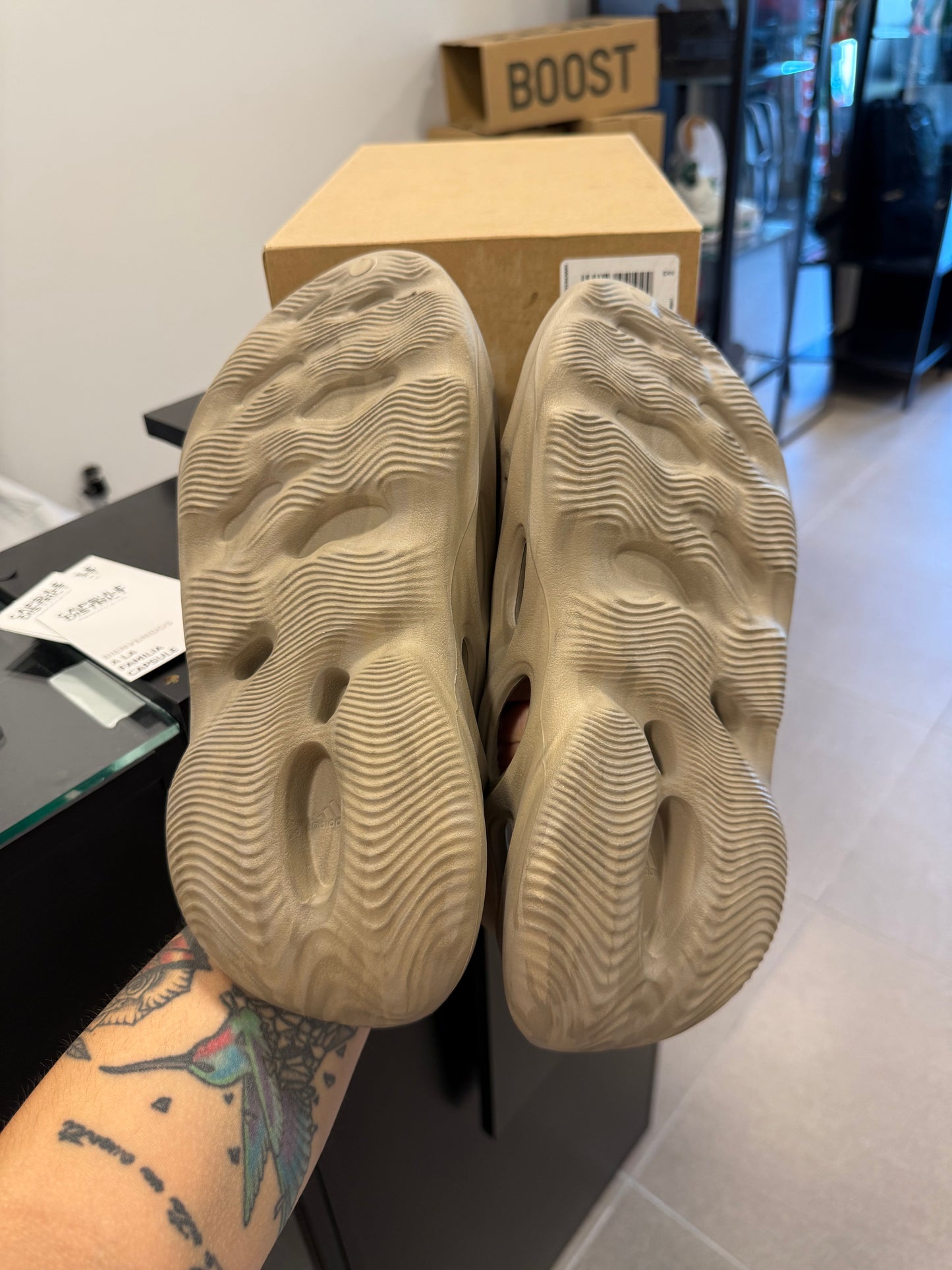Adidas Yeezy Foam RNNR Stone Stage