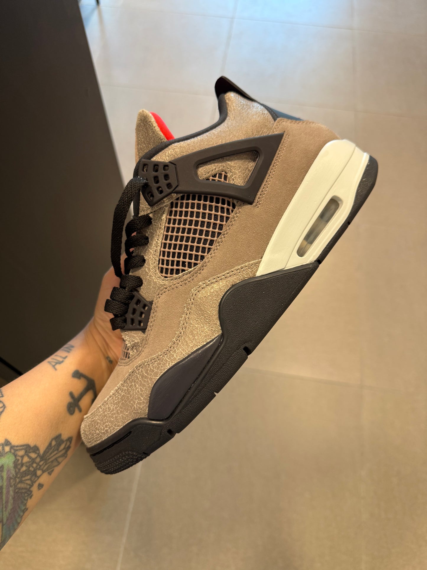 Jordan 4 Retro Taupe Haze