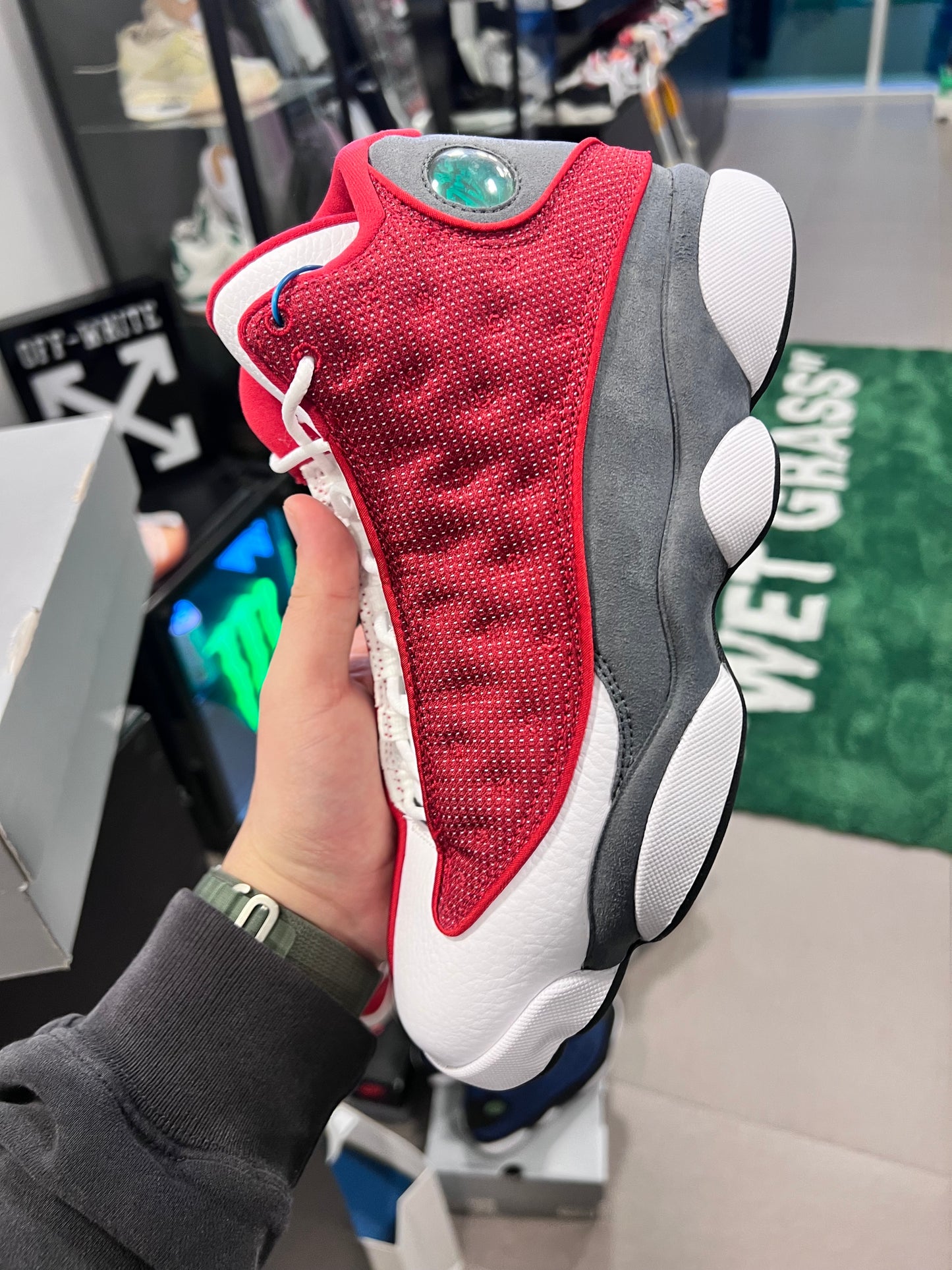 Jordan 13 Retro
Gym Red Flint Grey