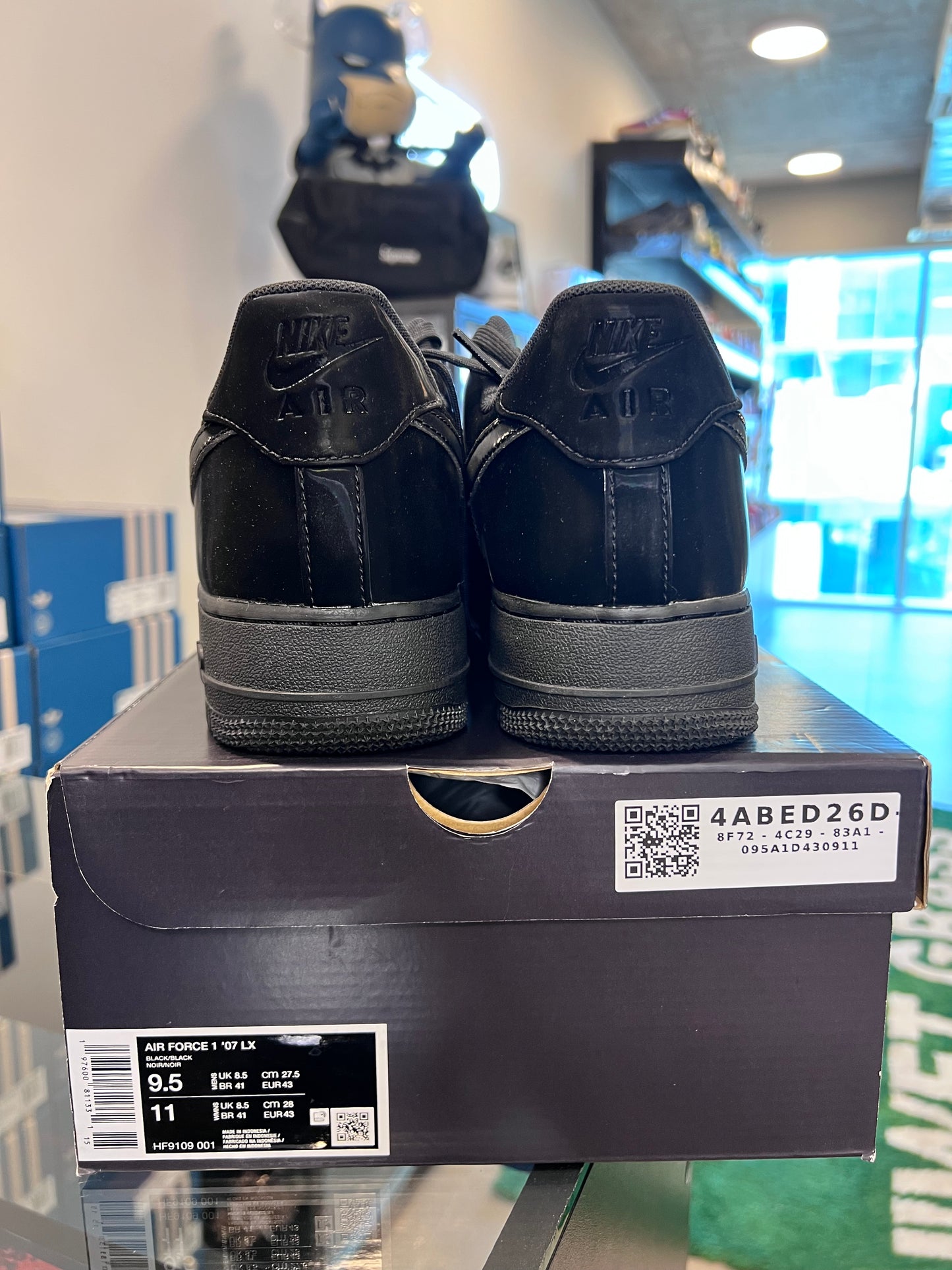 Nike Air Force 1 Low LX
Vanta Black