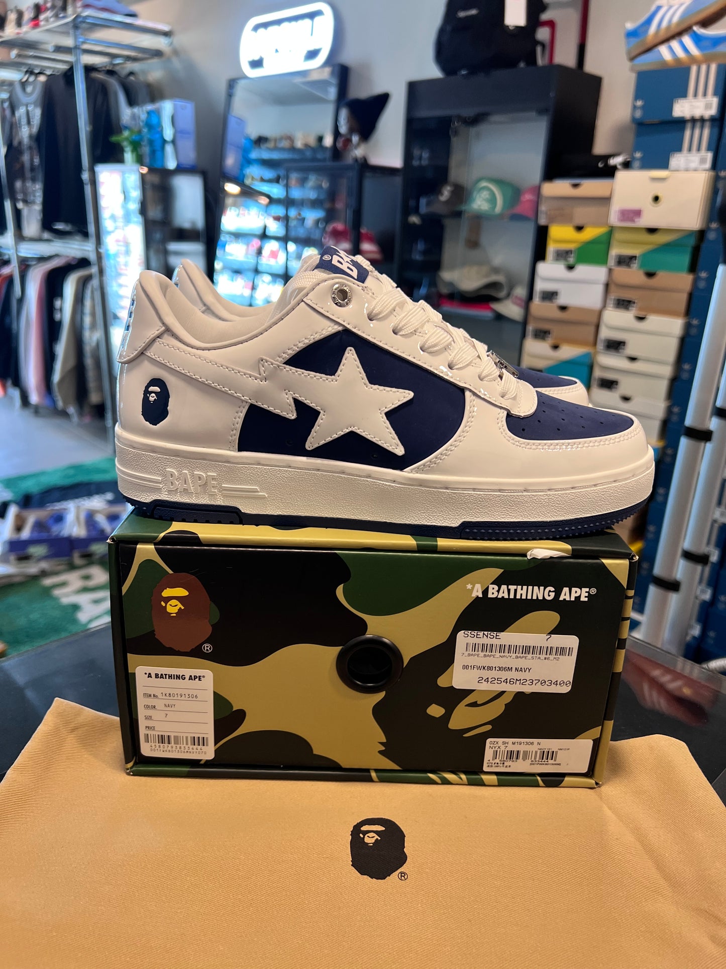 A Bathing Ape Bape Sta Low
#6 White Navy