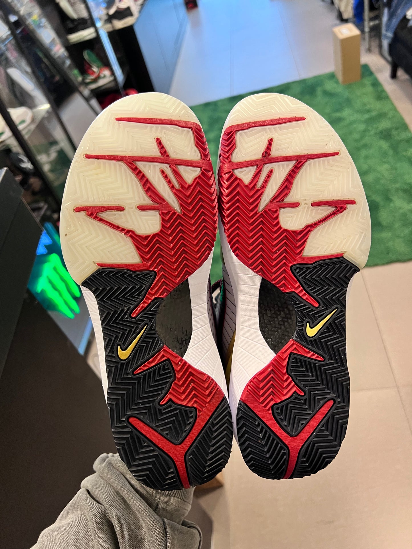 Nike Kobe 4 Protro
Gold Medal (2024)