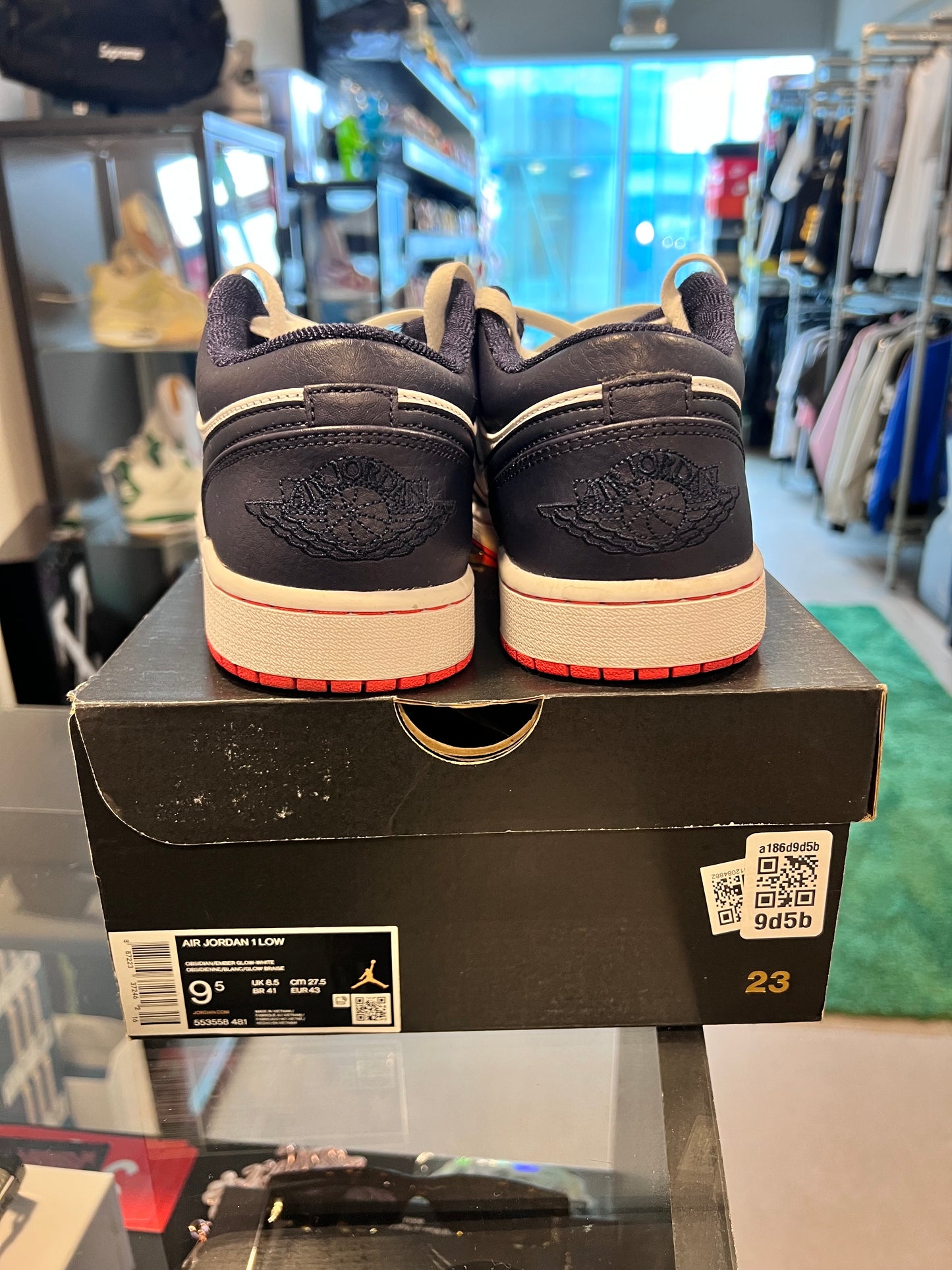 Jordan 1 Low
Obsidian Ember Glow