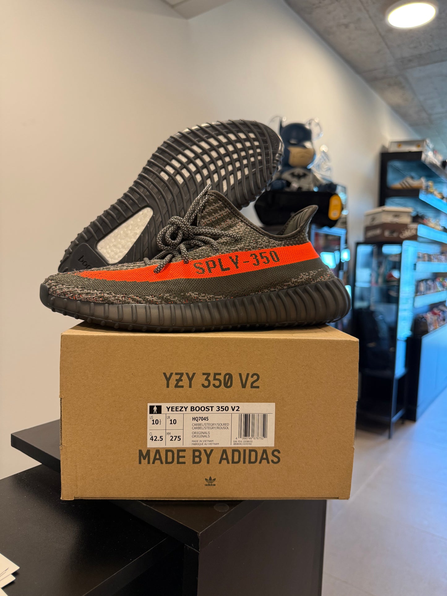 Adidas Yeezy Boost 350 V2 Carbon Beluga