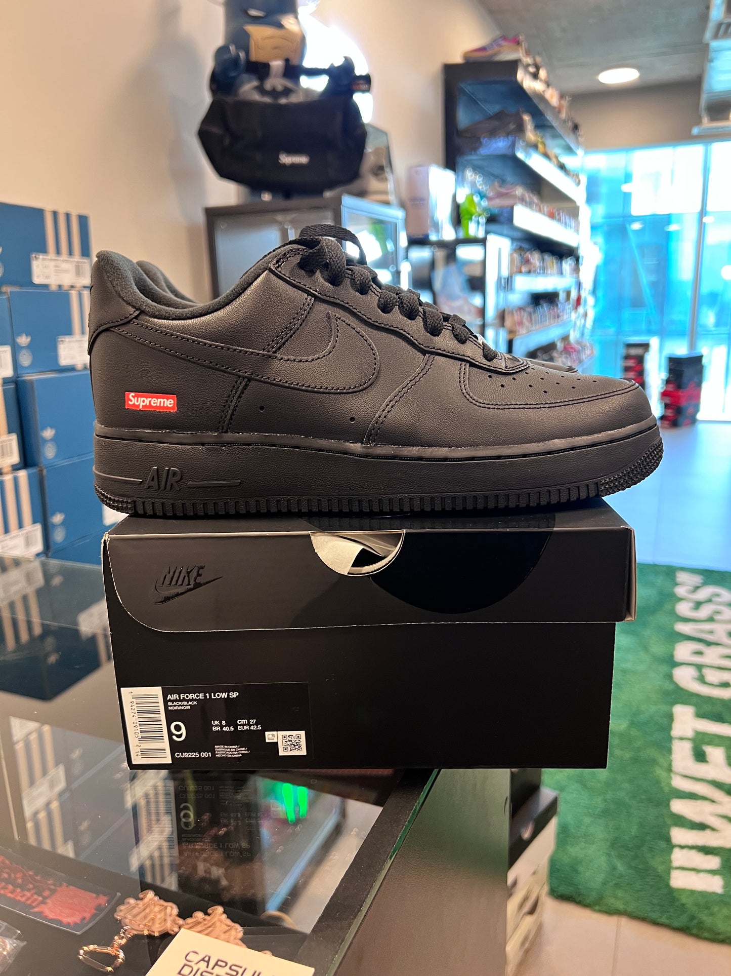 Nike Air Force 1 Low Supreme Black