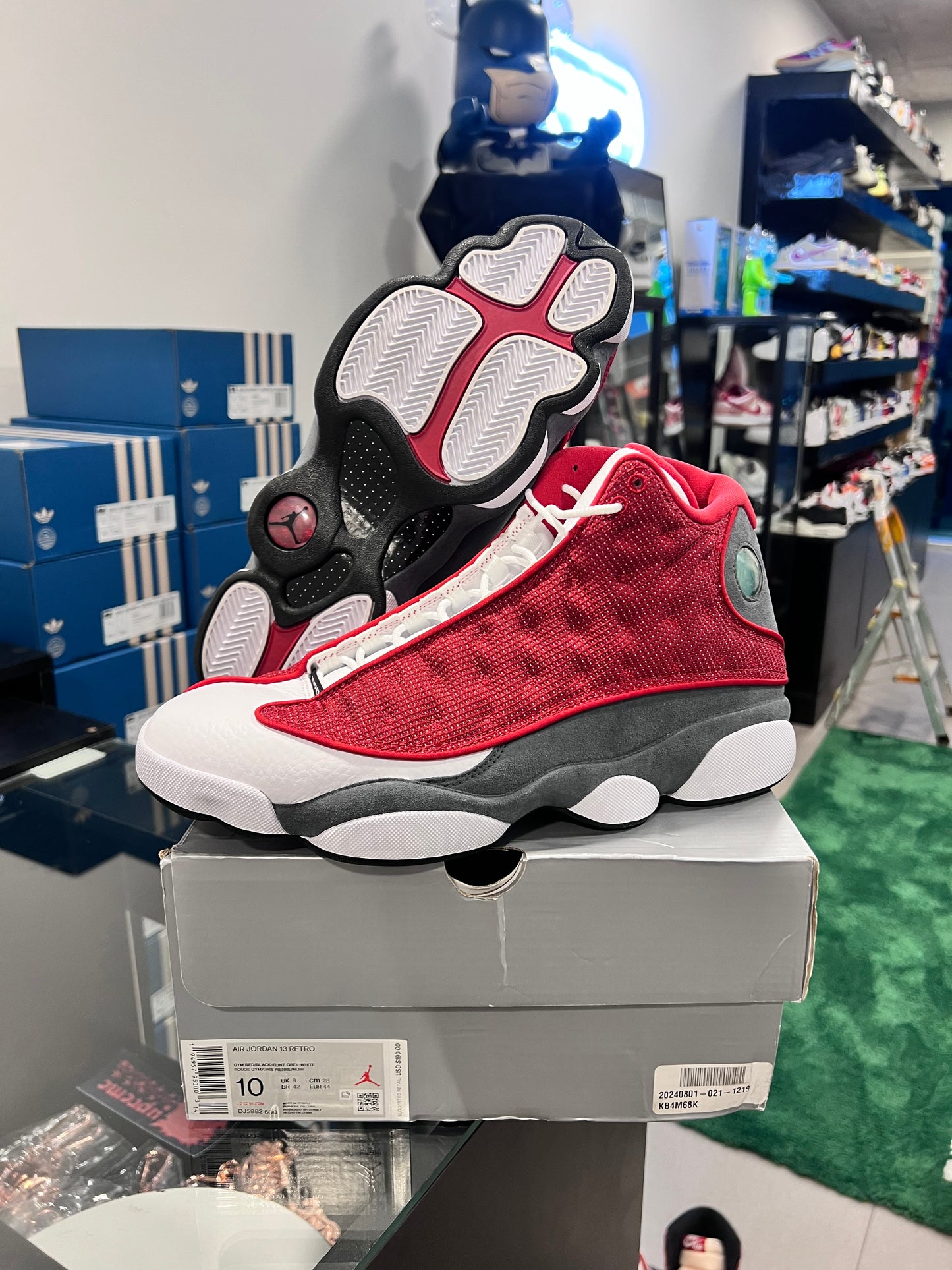 Jordan 13 Retro
Gym Red Flint Grey