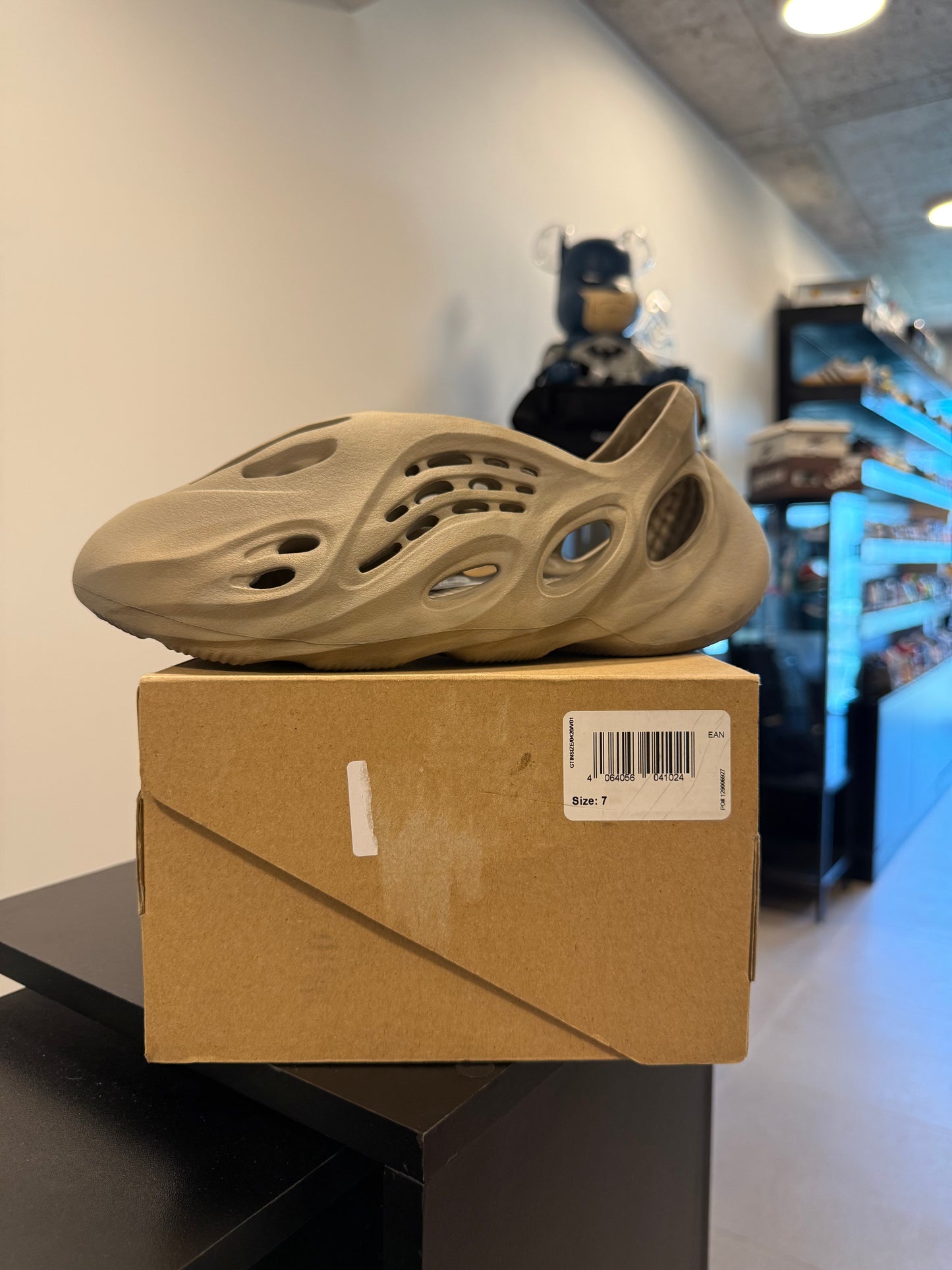 Adidas Yeezy Foam RNNR Stone Stage