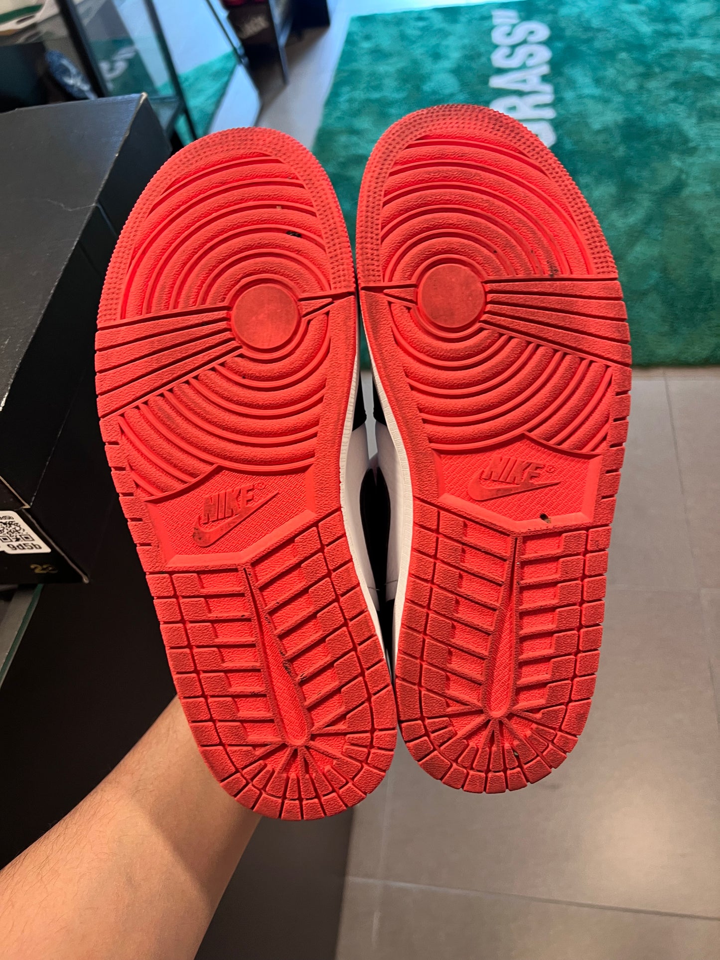 Jordan 1 Low
Obsidian Ember Glow