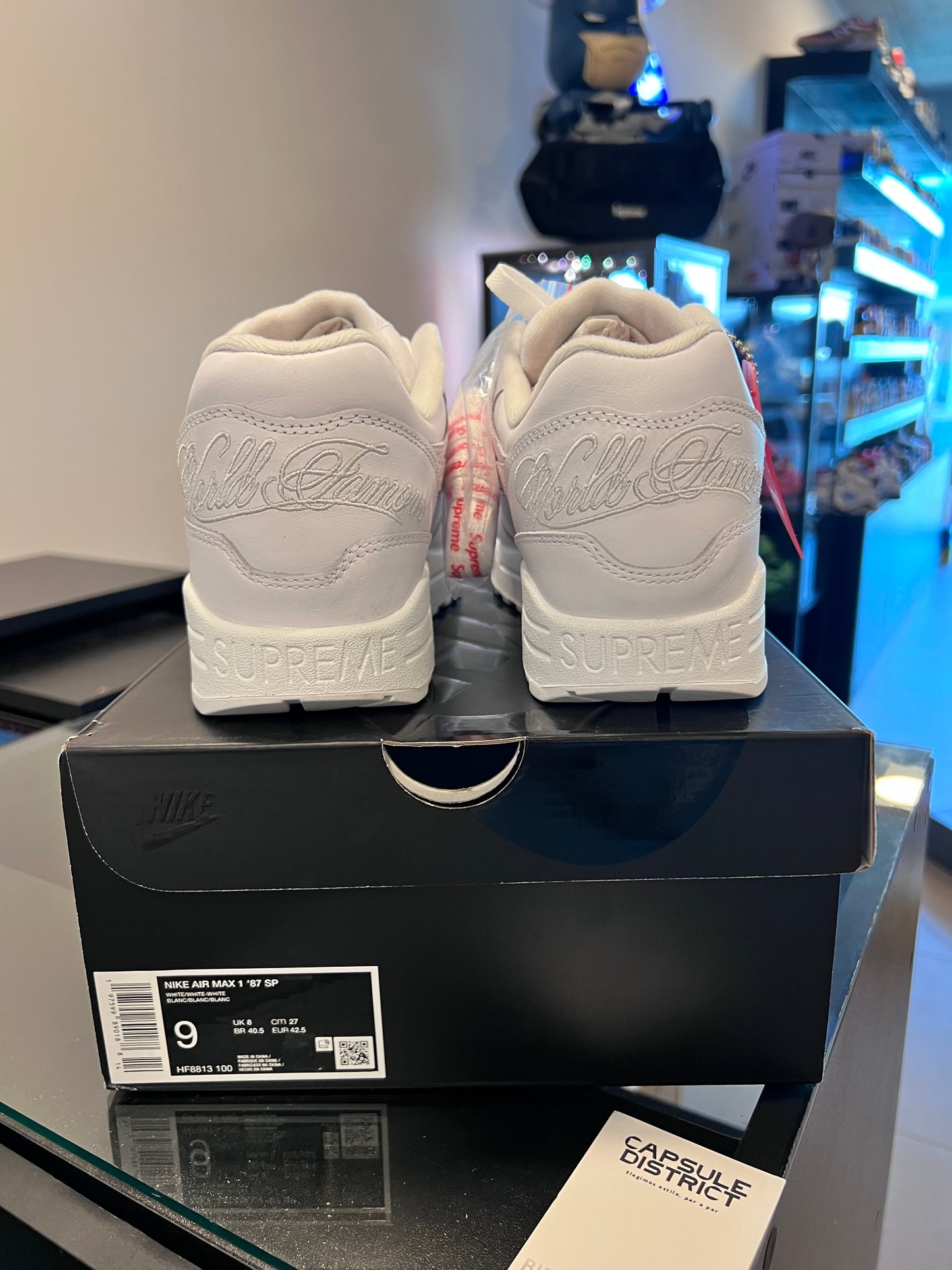Nike Air Max 1 '87 SP
Supreme White