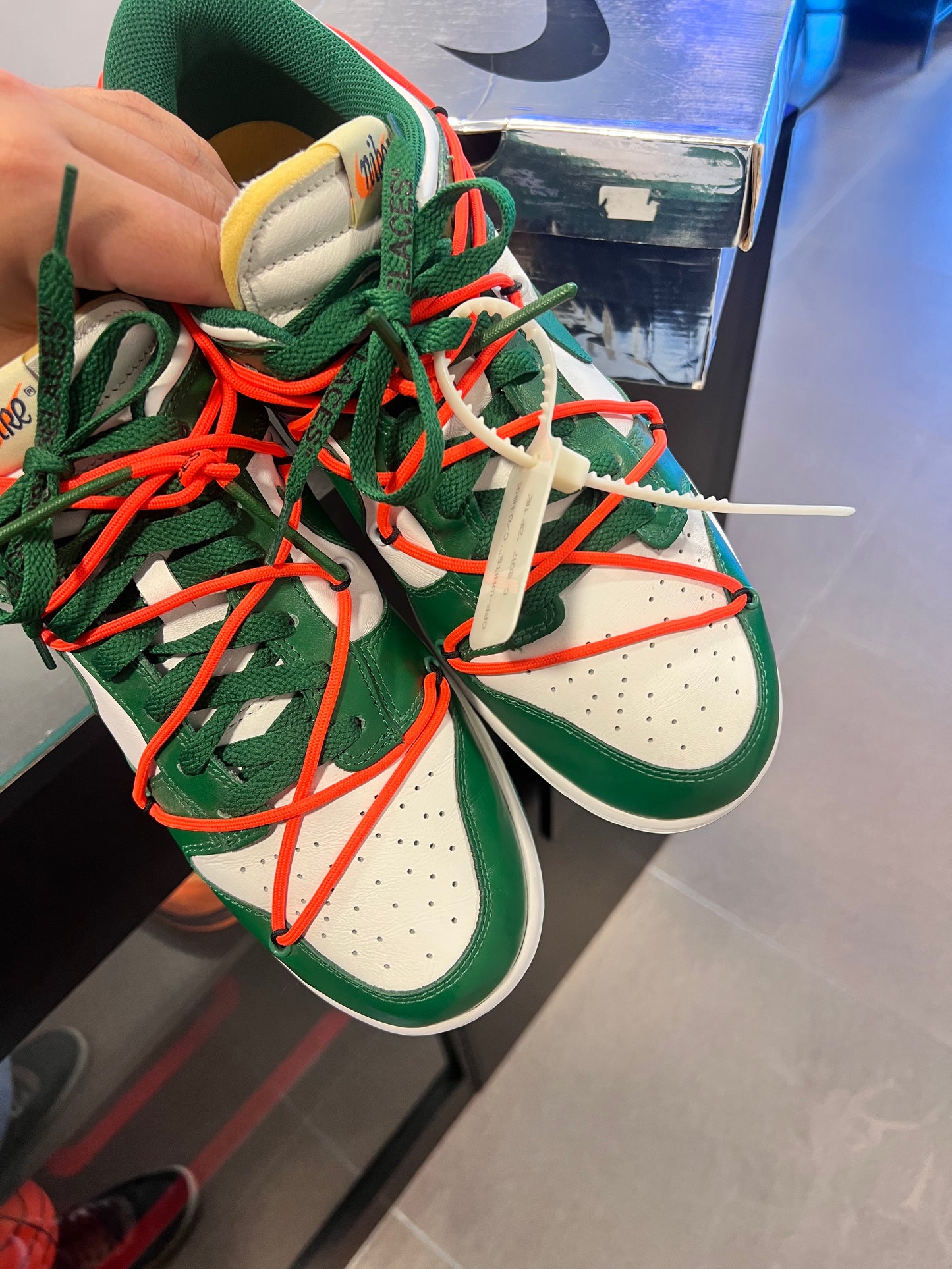 Off-White x Dunk Low 'Pine Green'
