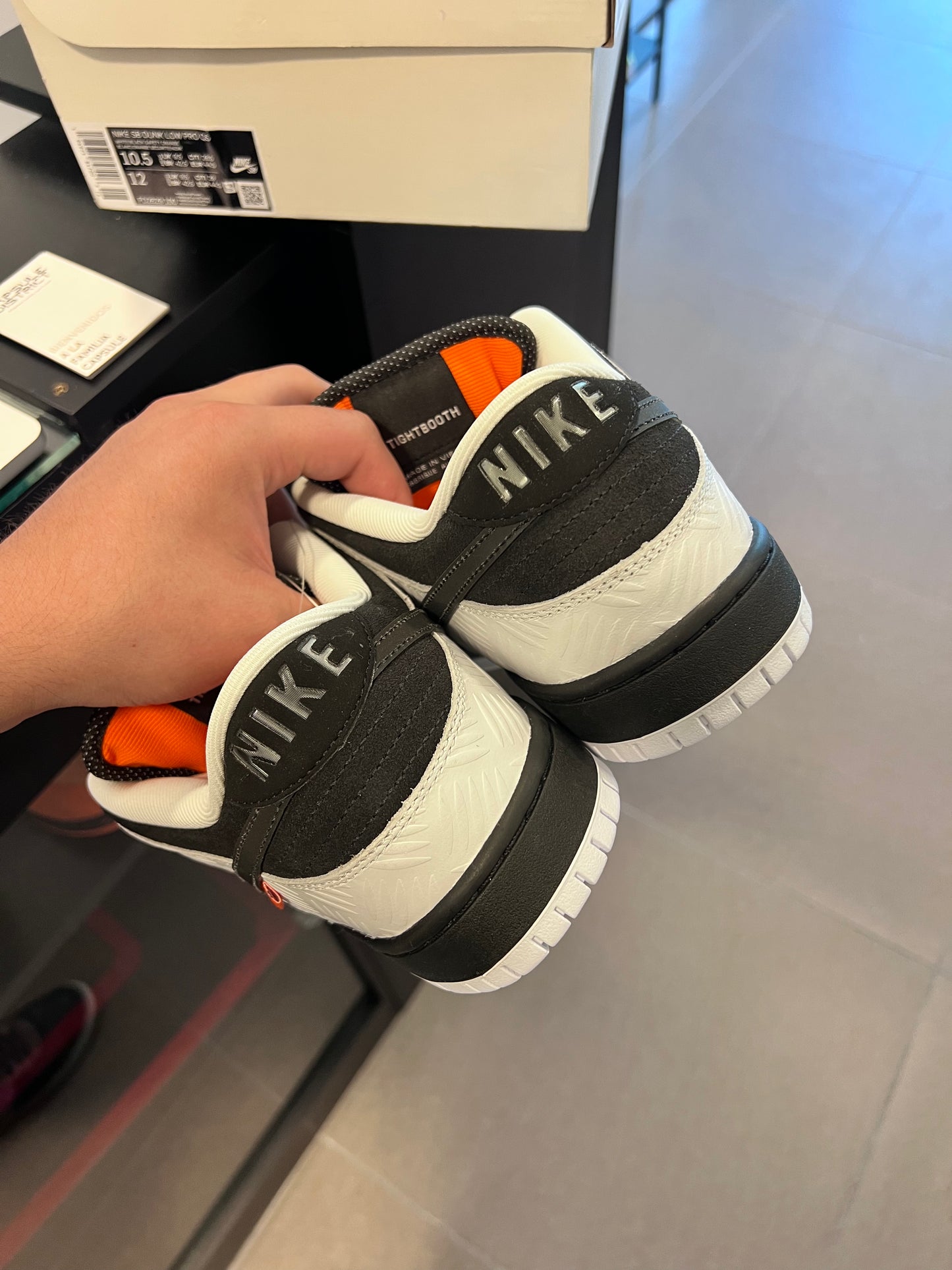 Nike SB Dunk Low Tightboot