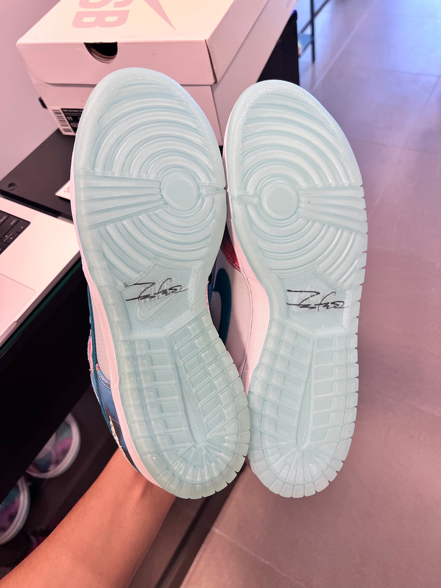 Nike SB Dunk Low Futura Laboratories