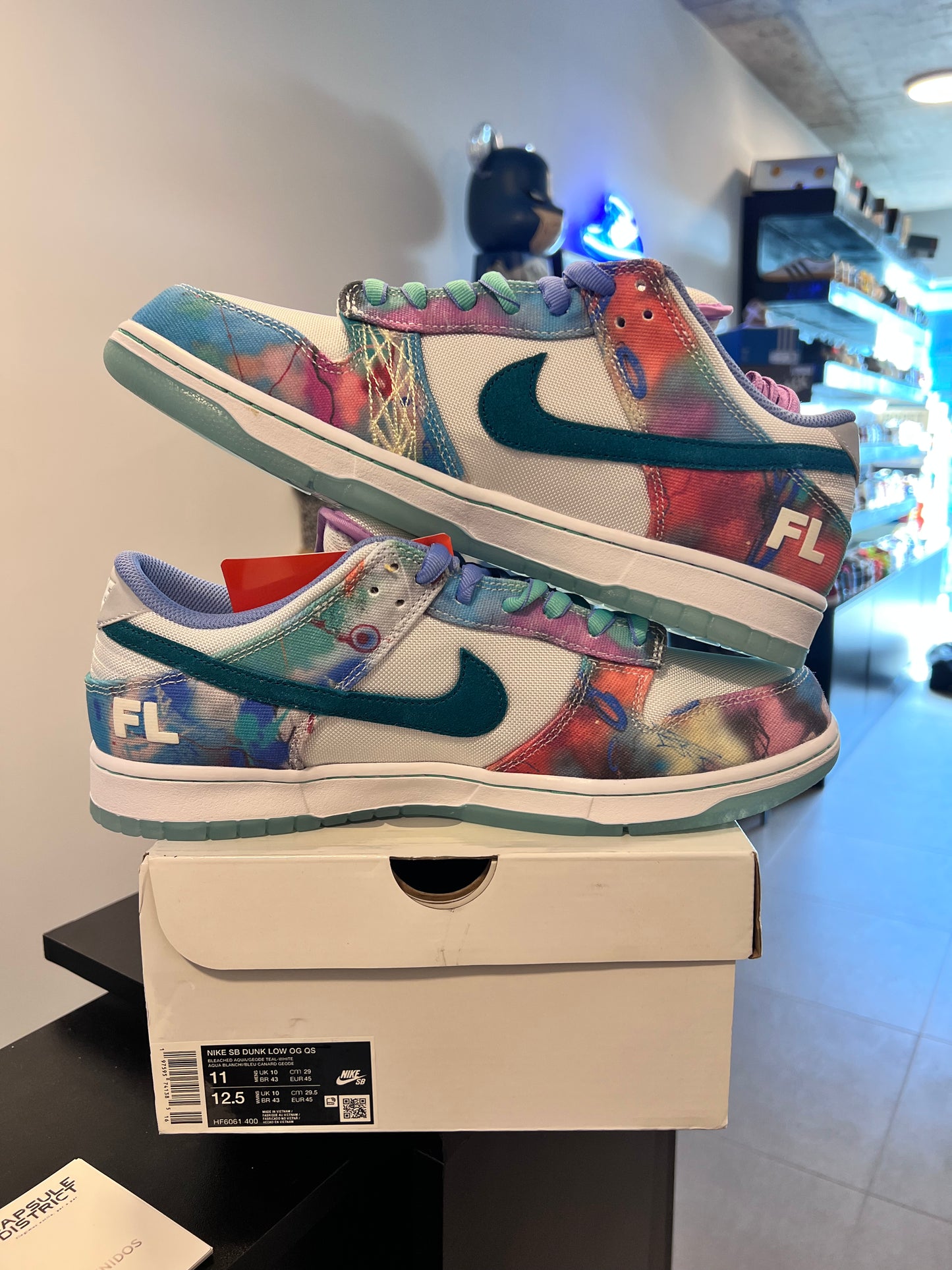Nike SB Dunk Low Futura Laboratories