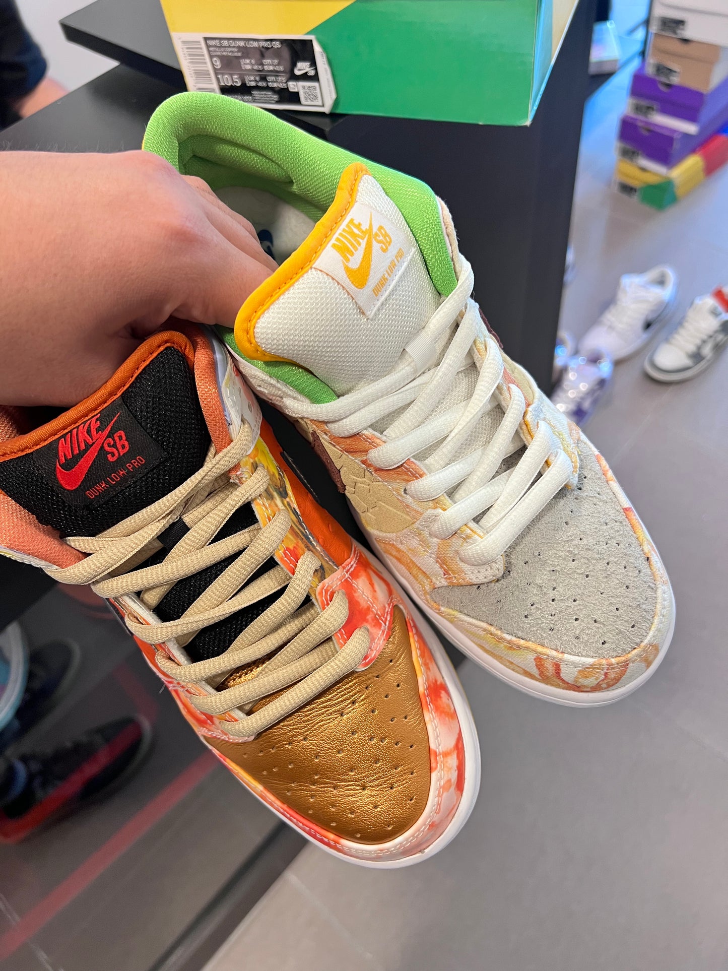 Nike SB Dunk Low Street Hawker (2021)