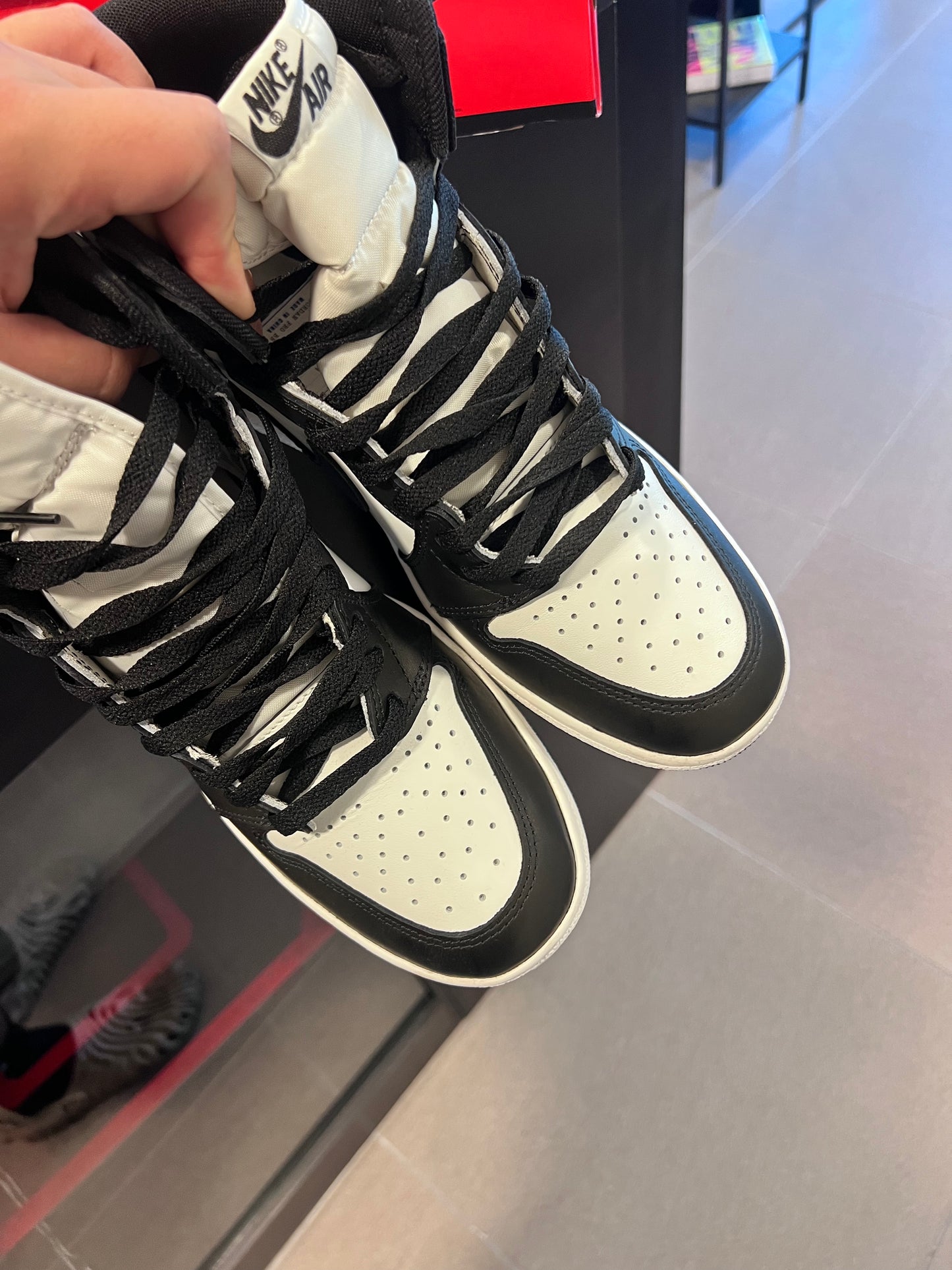Jordan 1 Retro High '85
Black White (2023)