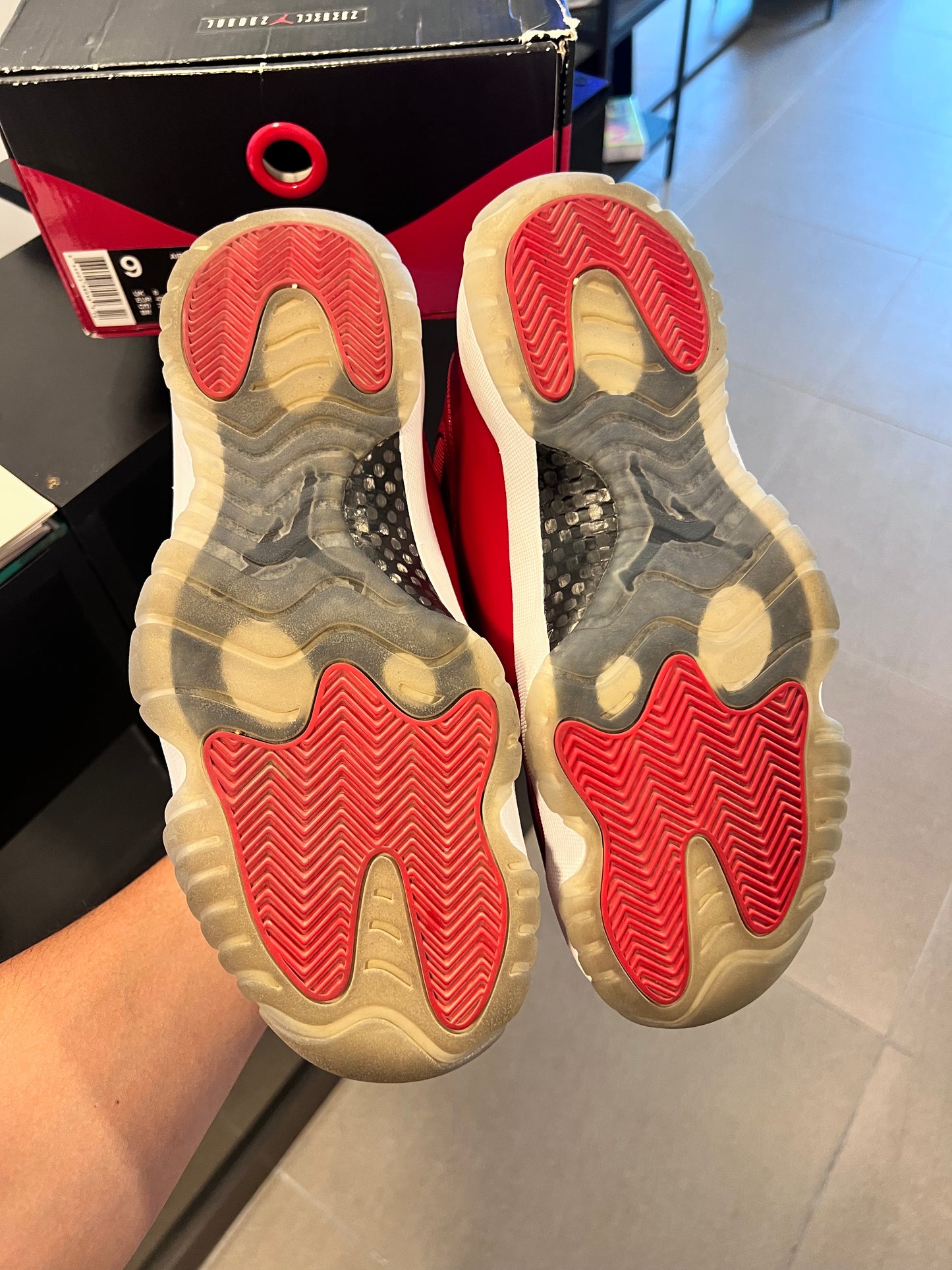 Jordan 11 Retro
Win Like 96