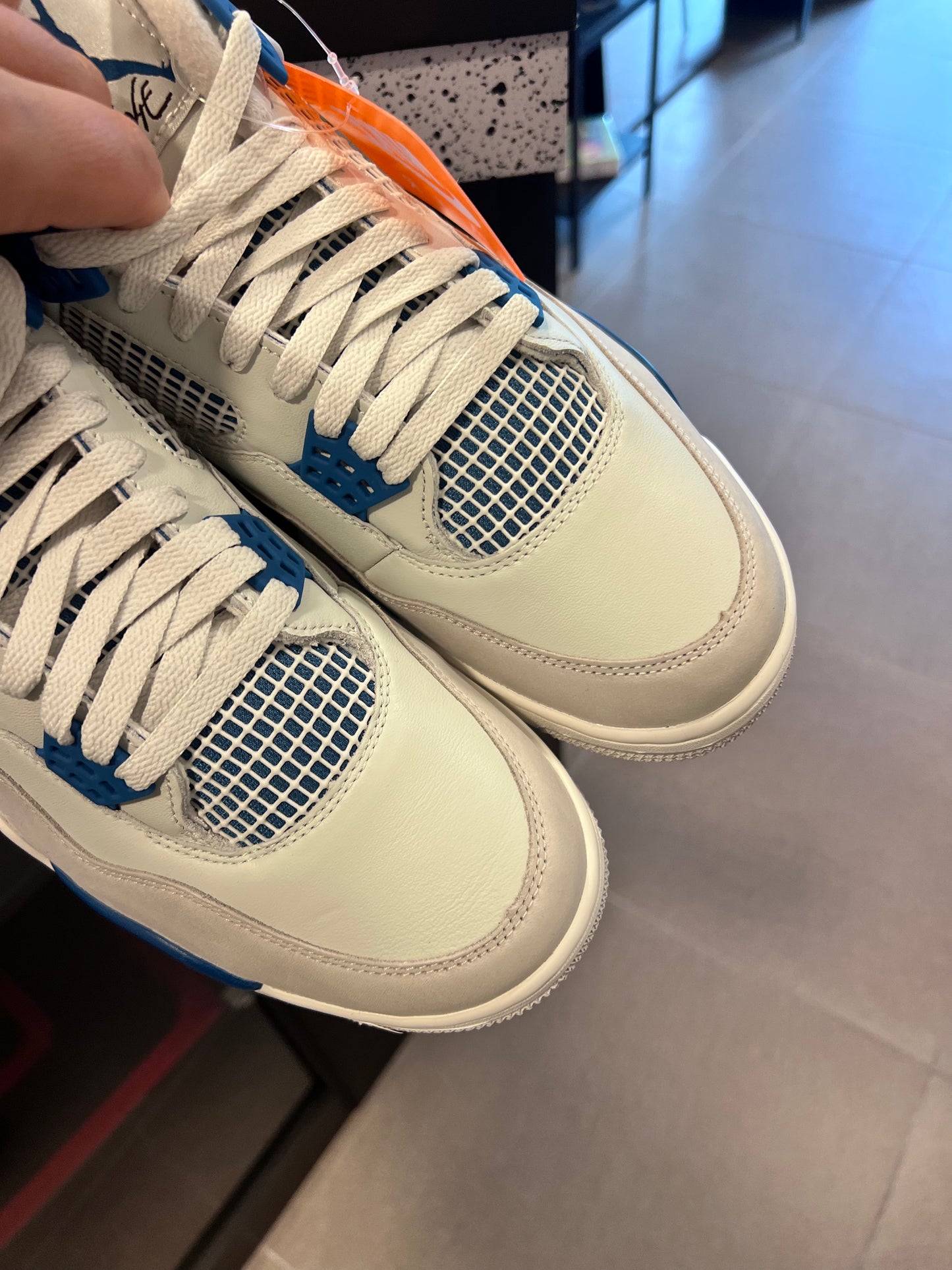 Jordan 4 Retro
Military Blue (2024)