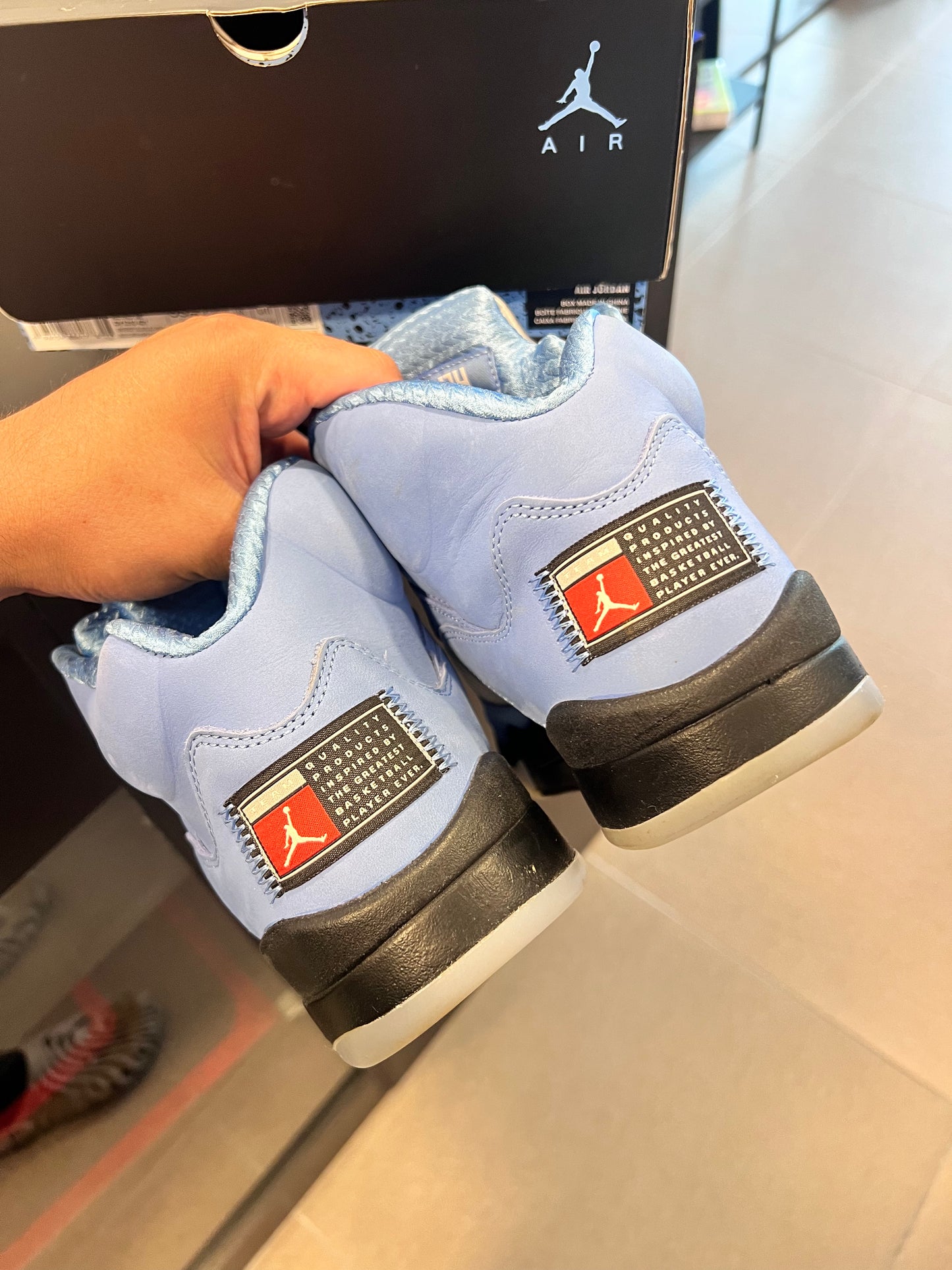 Jordan 5 Retro UNC University Blue