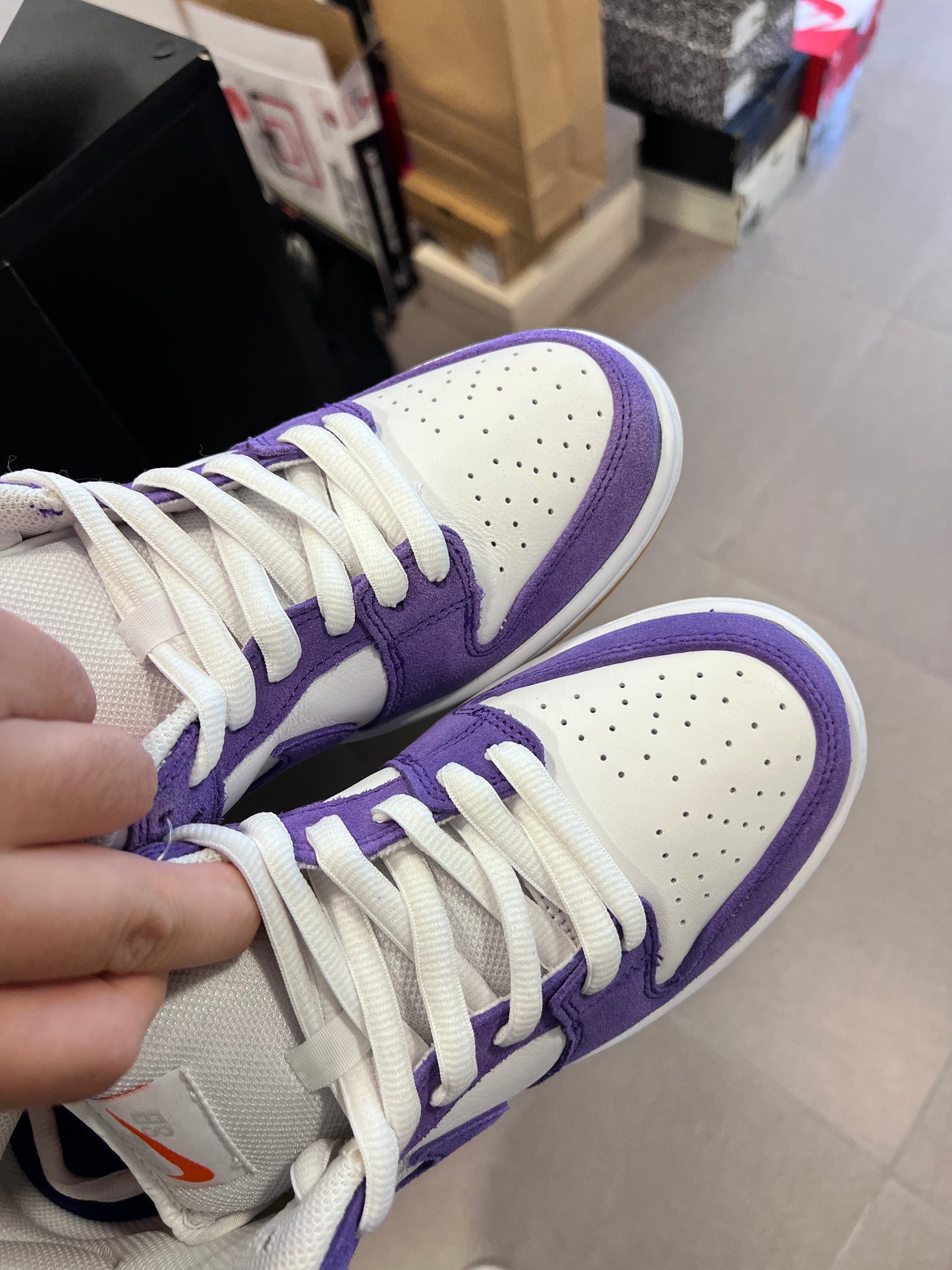 Nike SB Dunk Low Pro ISO
Orange Label Court Purple