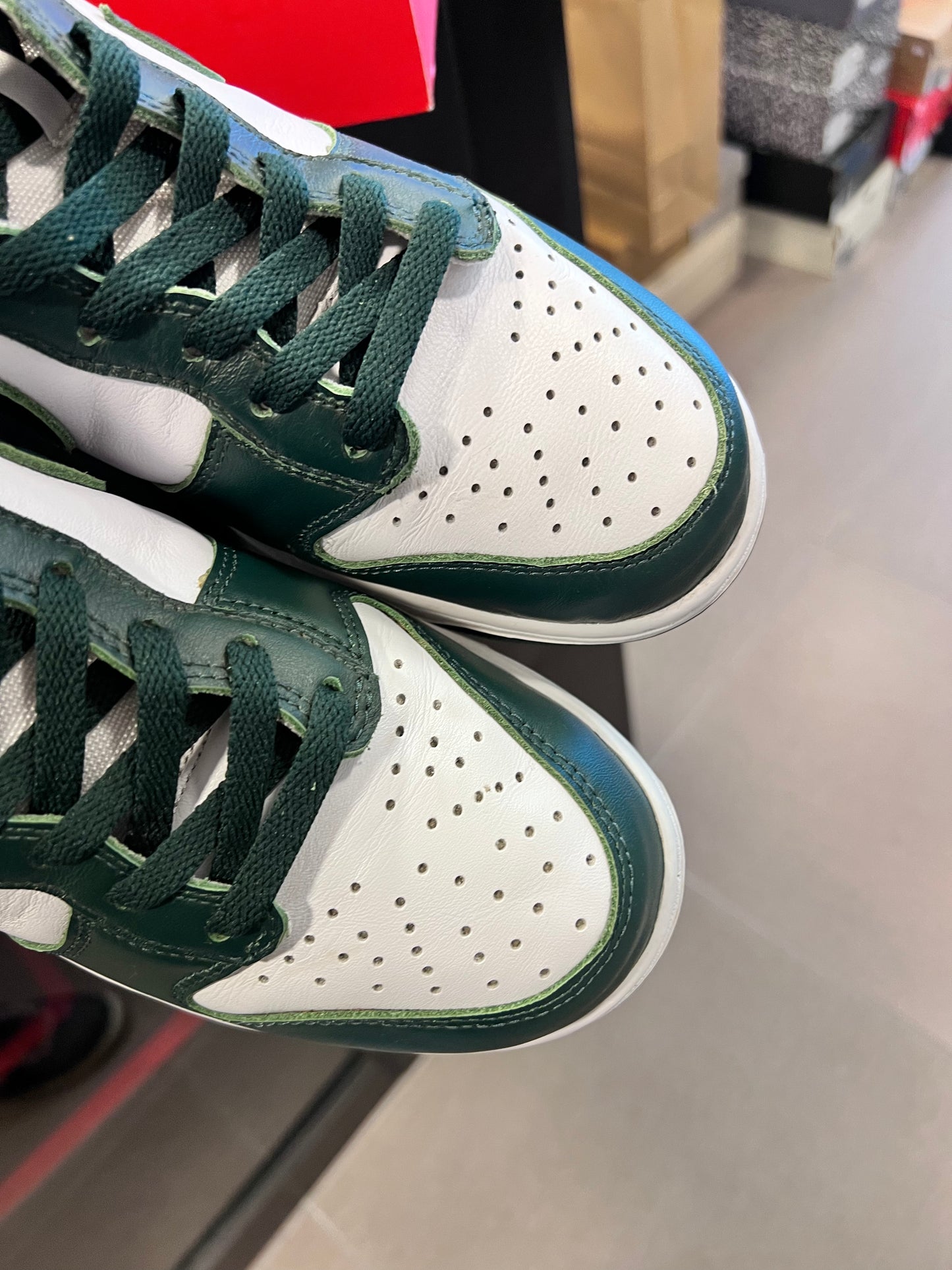 Nike Dunk High SP
Spartan Green