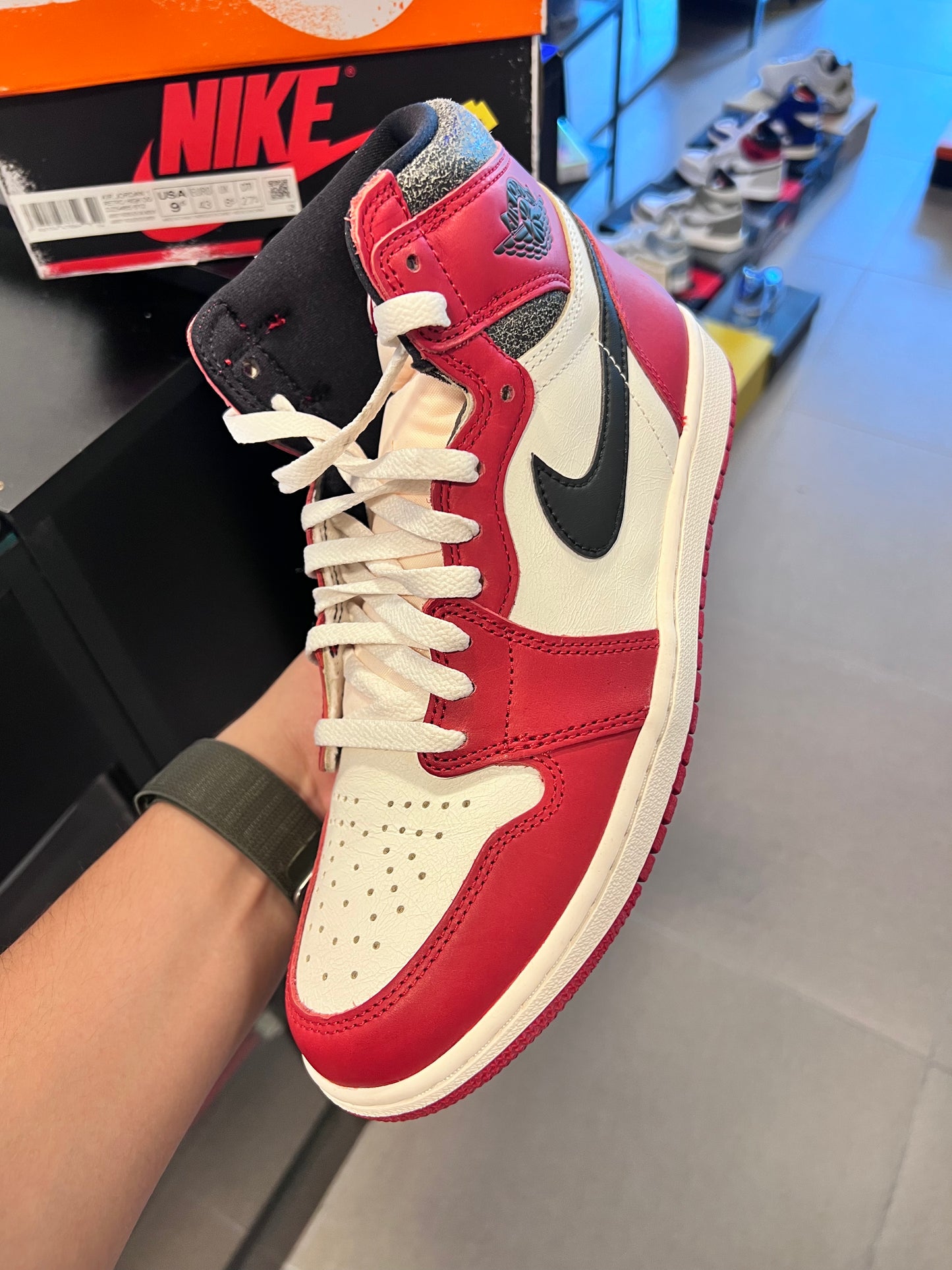 Jordan 1 Retro High OG
Chicago Lost and Found