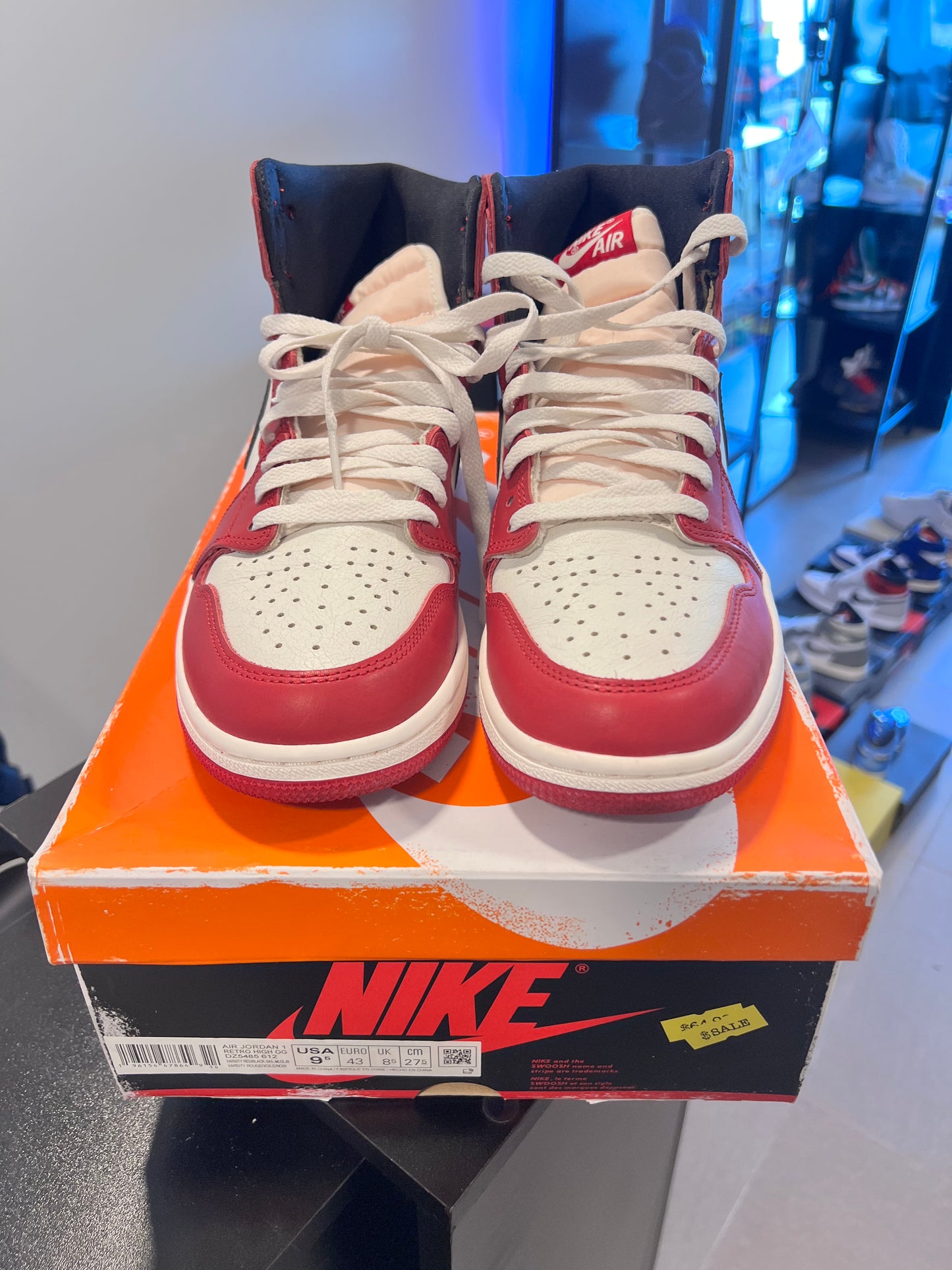 Jordan 1 Retro High OG
Chicago Lost and Found