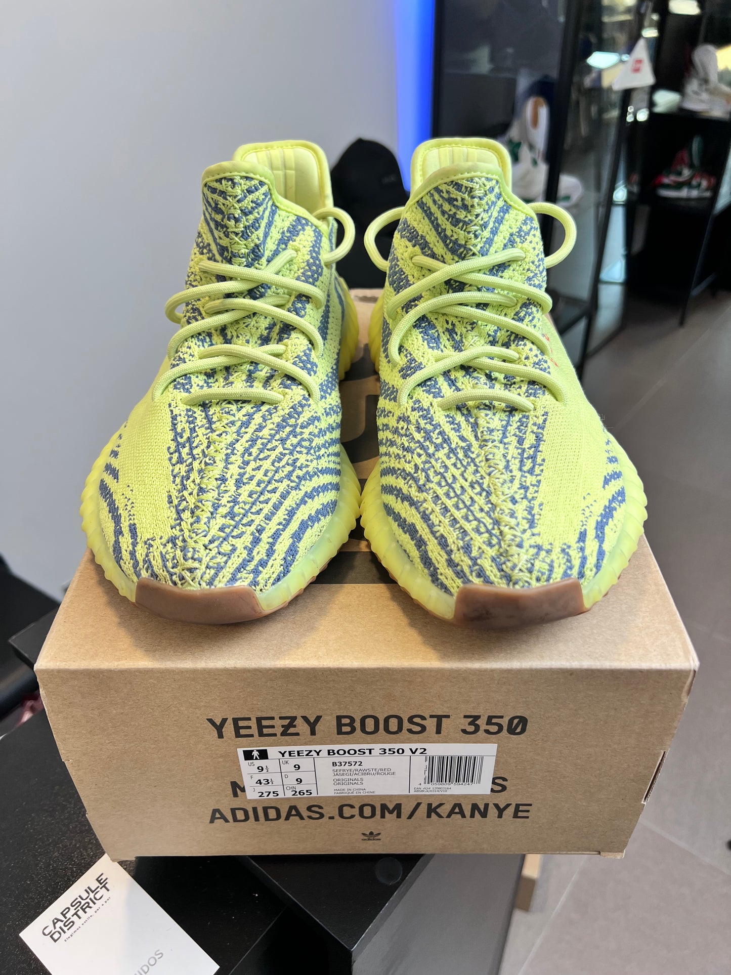 Adidas Yeezy Boost 350V2 Semi Frozen Yellow