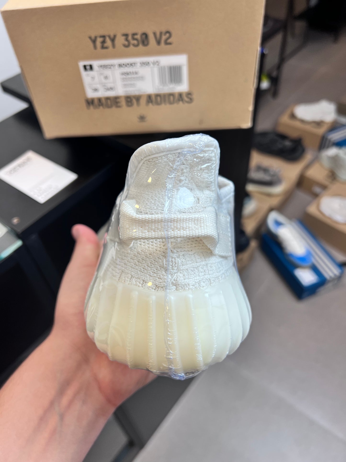 Adidas Yeezy Boost 350 V2 Bone