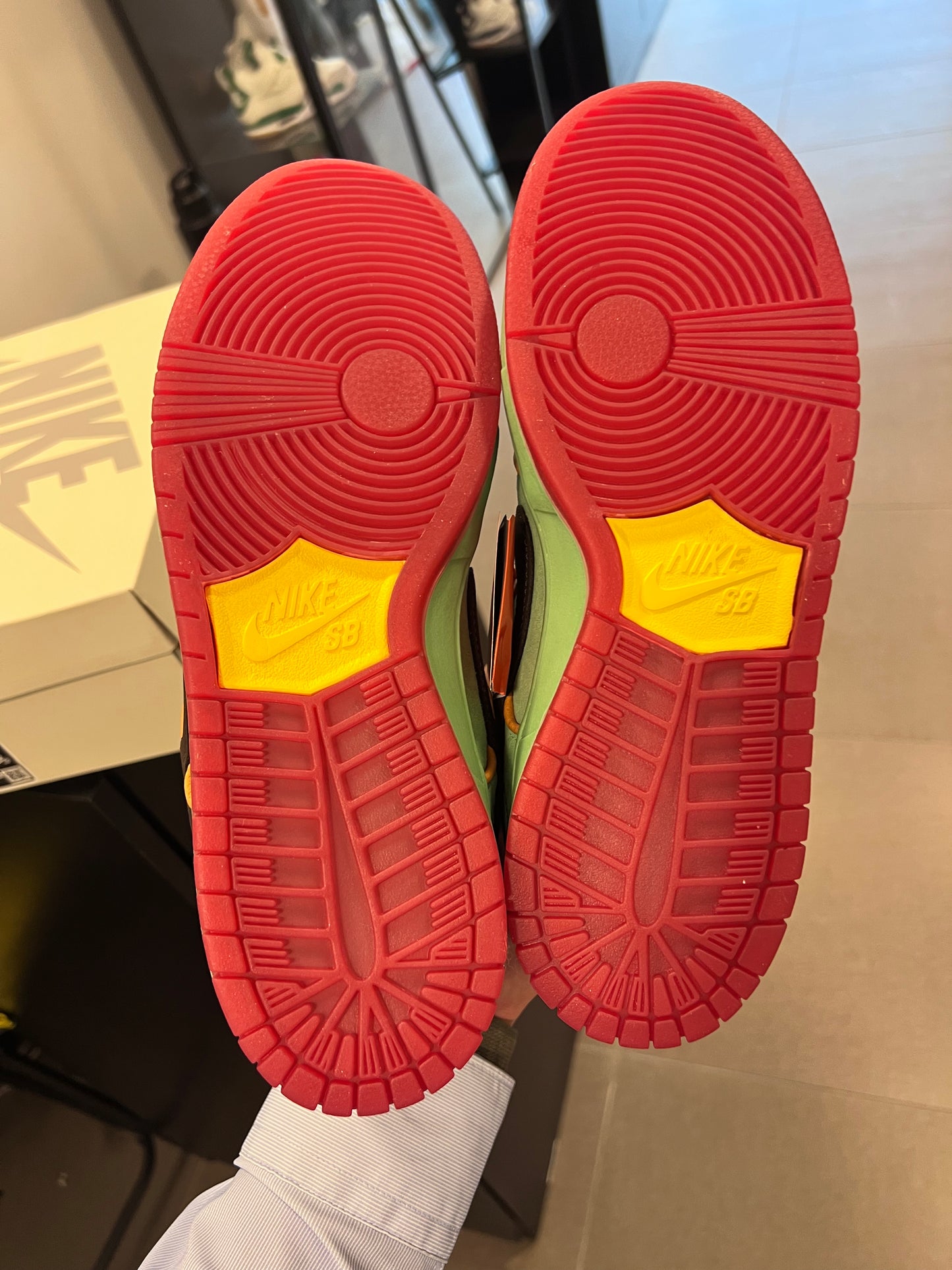 Nike SB Dunk Low Rodeo Tourmaline