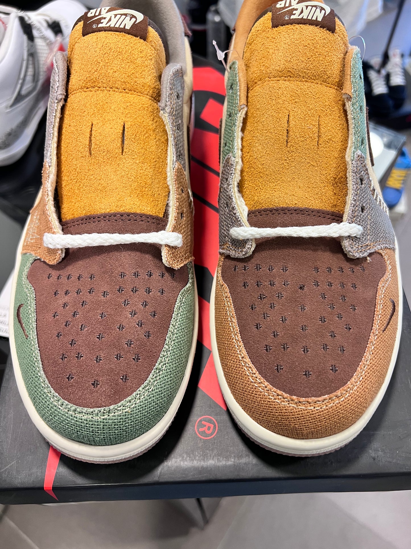 Jordan 1 Retro Low OG
Zion Williamson Voodoo