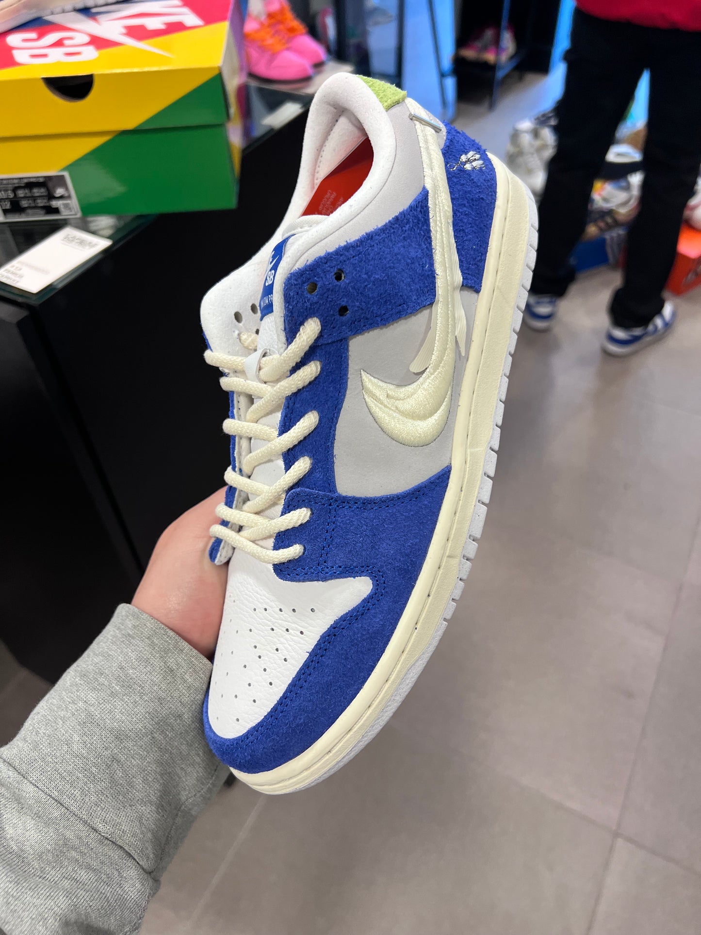 Nike SB Dunk Low Pro
Fly Streetwear Gardenia