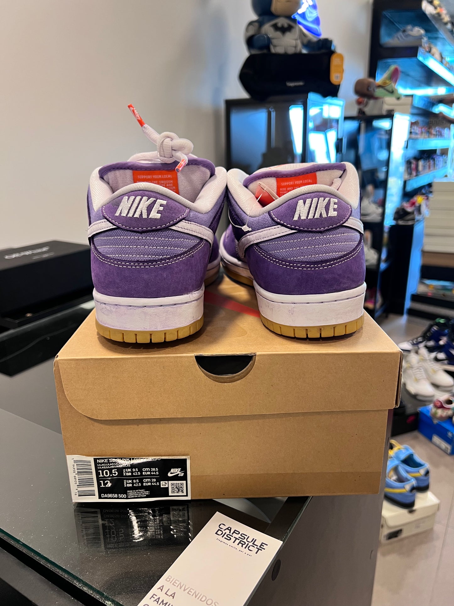 Nike SB Dunk Low Pro ISO
Orange Label Unbleached Pack Lilac