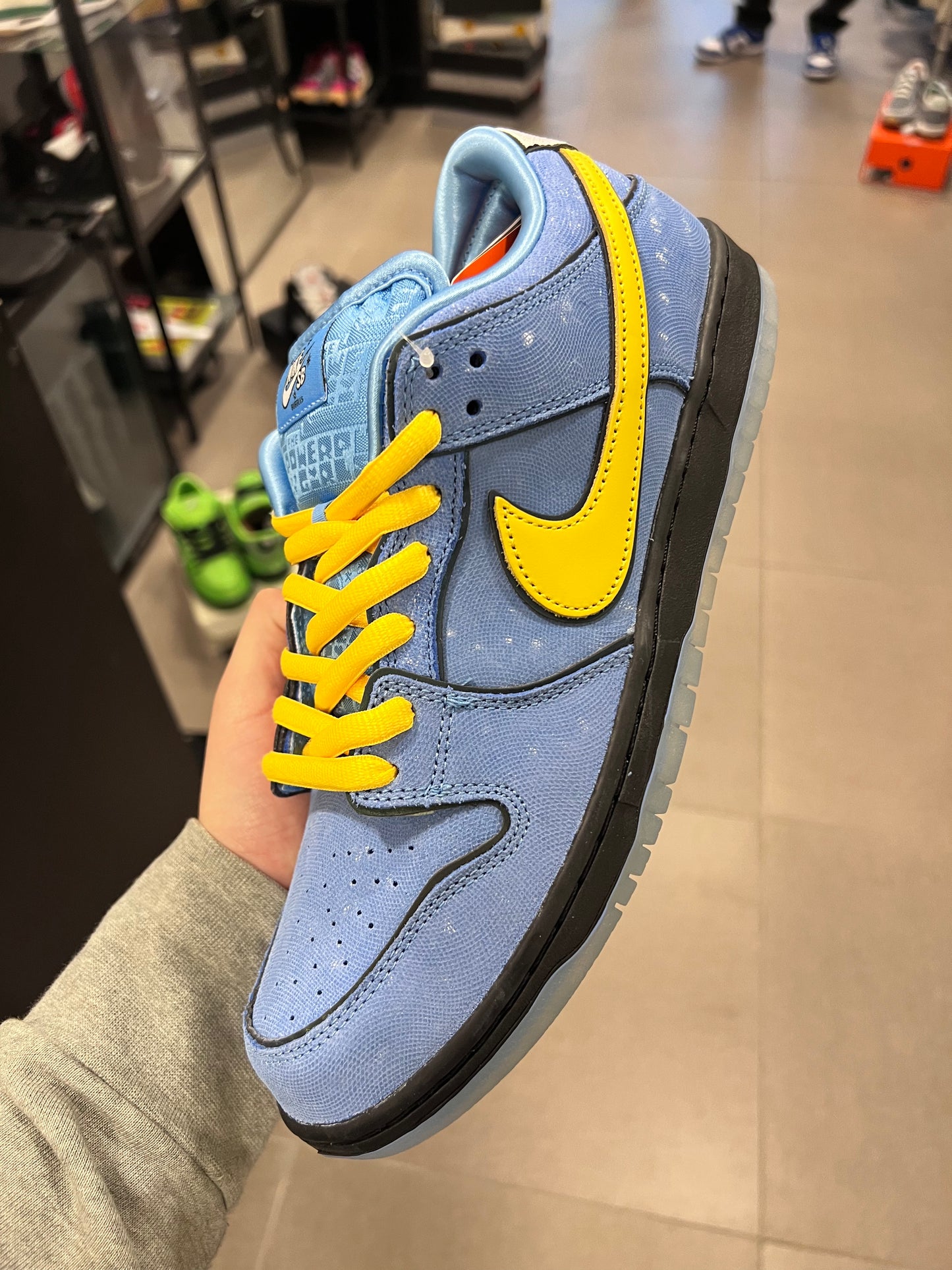 Nike SB Dunk Low
The Powerpuff Girls Bubbles