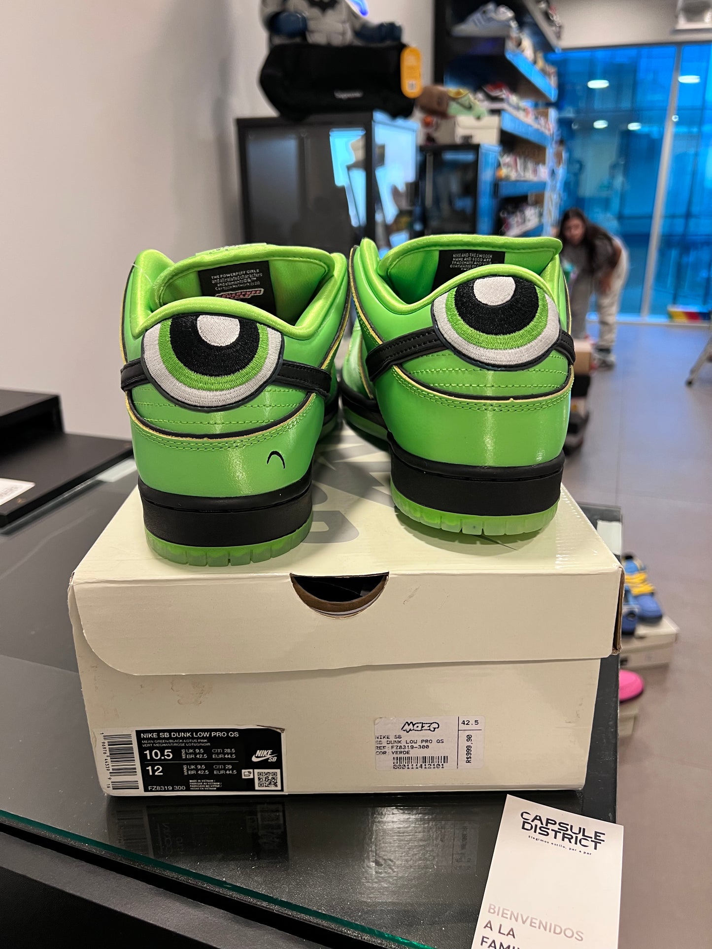 Nike SB Dunk Low
The Powerpuff Girls Buttercup