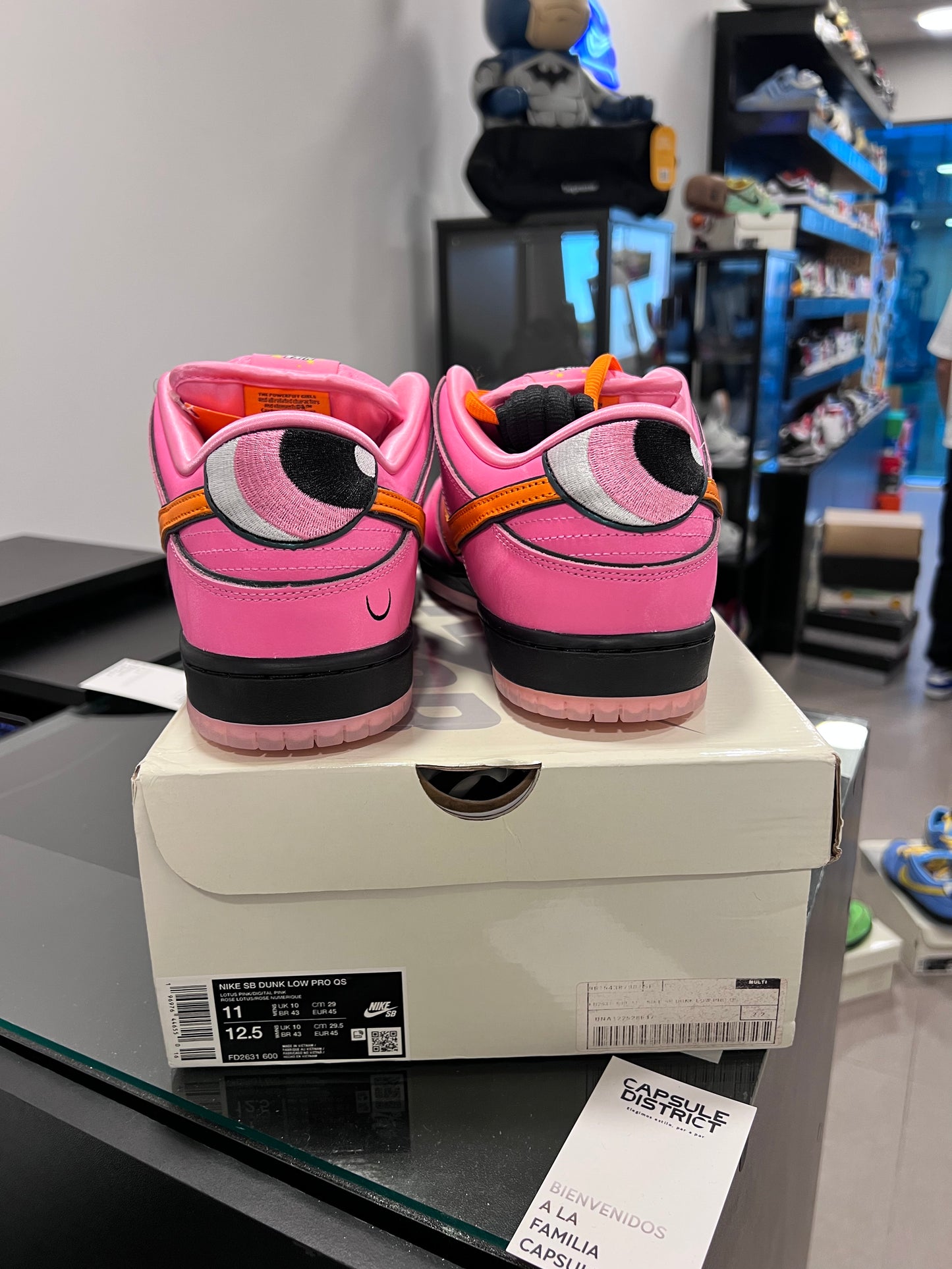 Nike SB Dunk Low
The Powerpuff Girls Blossom