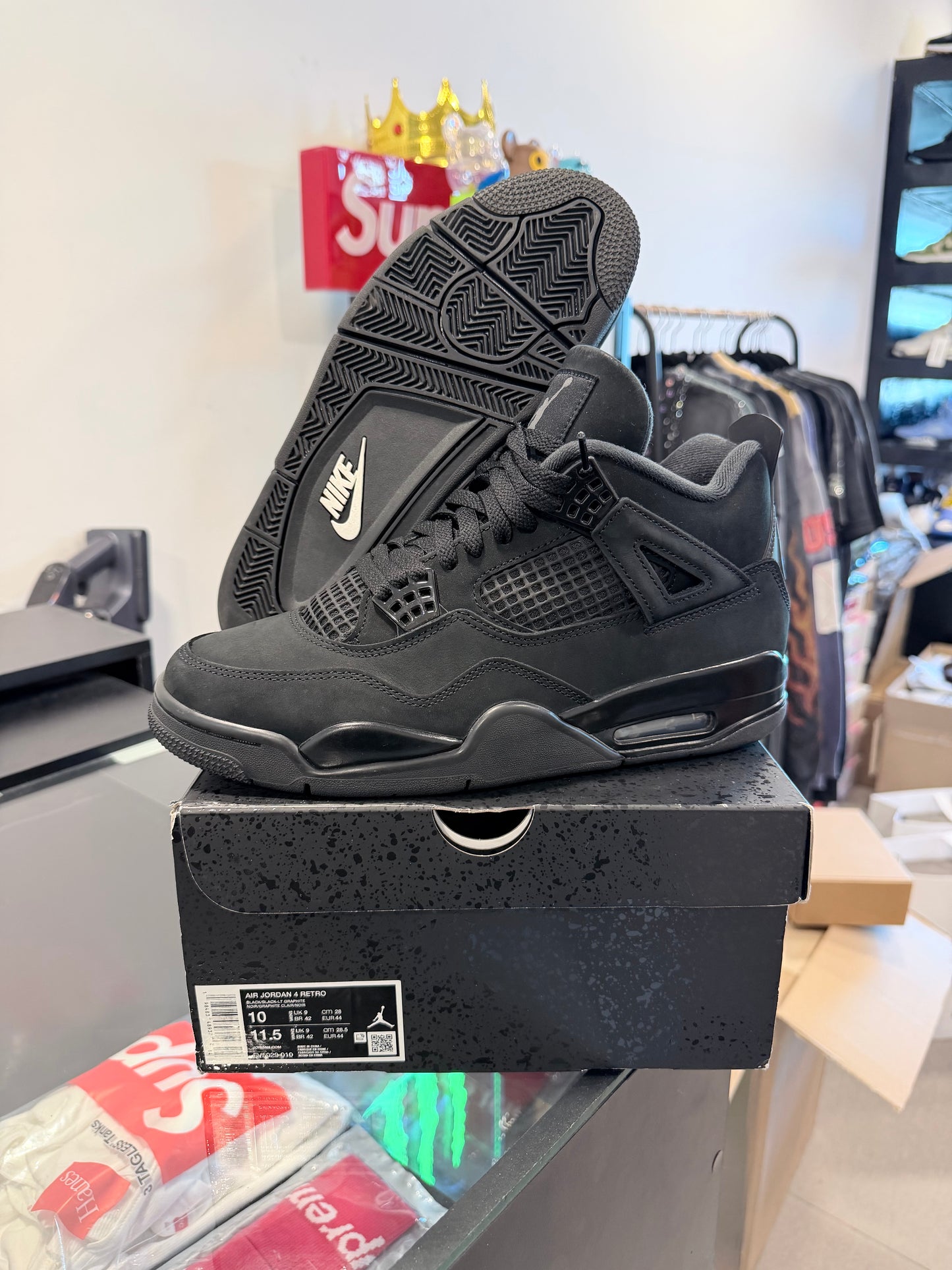 Jordan 4 Retro Black Cat 2025 (USADA)