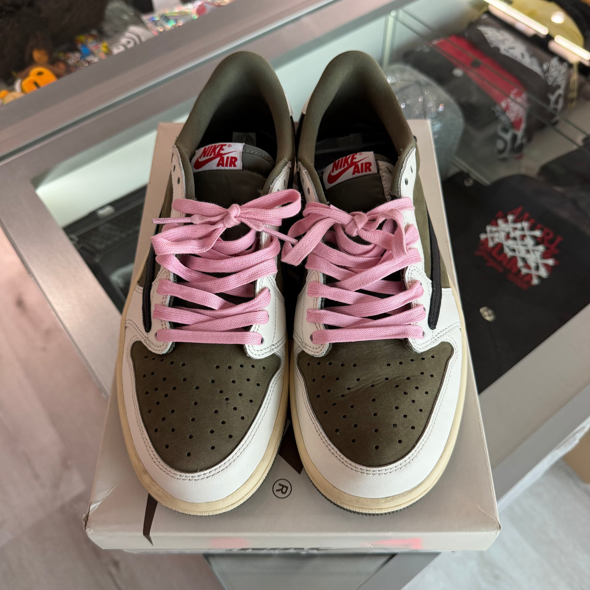 Jordan 1 Retro Low OG SP Travis Scott Medium Olive (USADA)