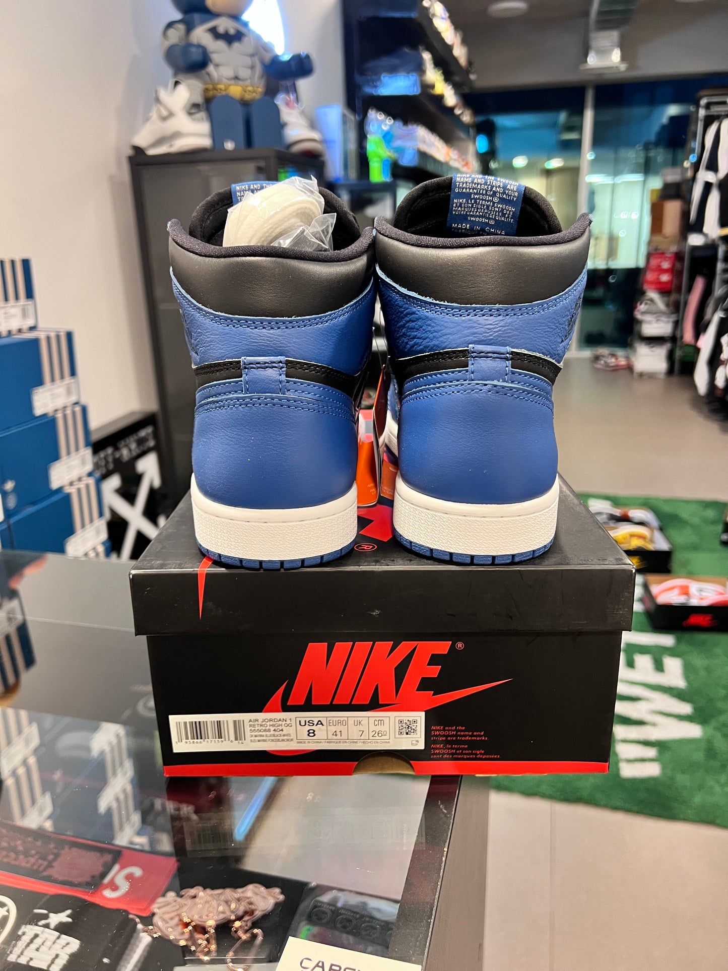 Jordan 1 Retro High OG
Dark Marina Blue