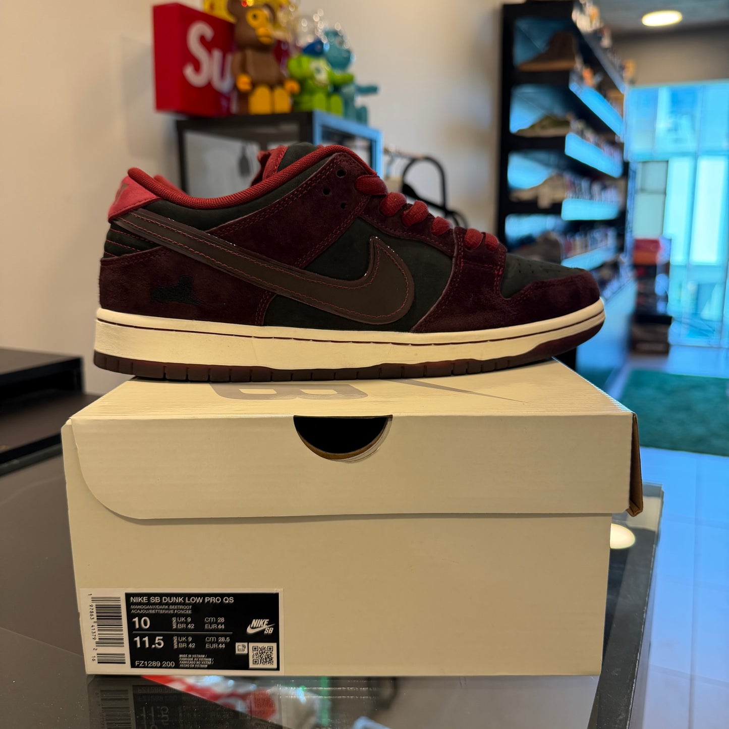 Nike SB Dunk Low Riot Skateshop (USADA)