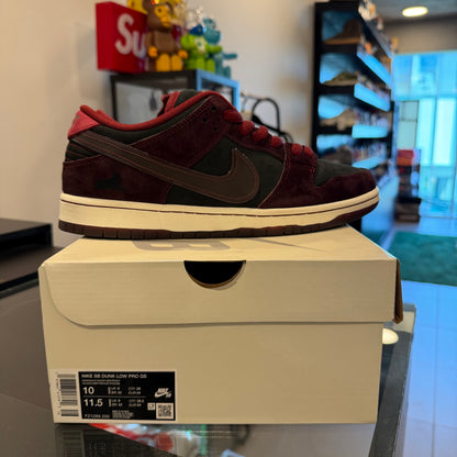 Nike SB Dunk Low Riot Skateshop (USADA)