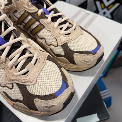 Adidas Response CL Bad Bunny Paso Fino (USADA)