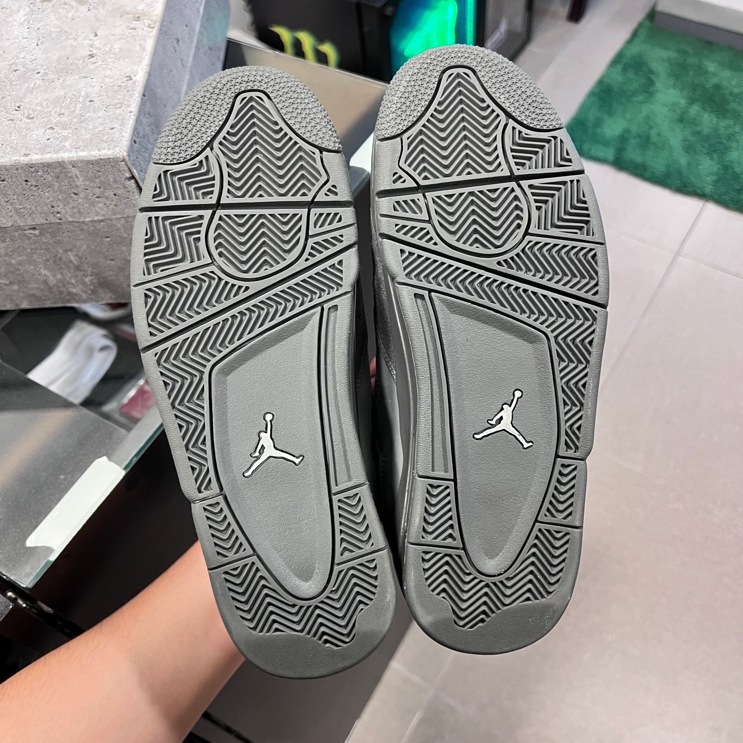 Jordan 4 Retro SE
Paris Olympics Wet Cement (USADA)